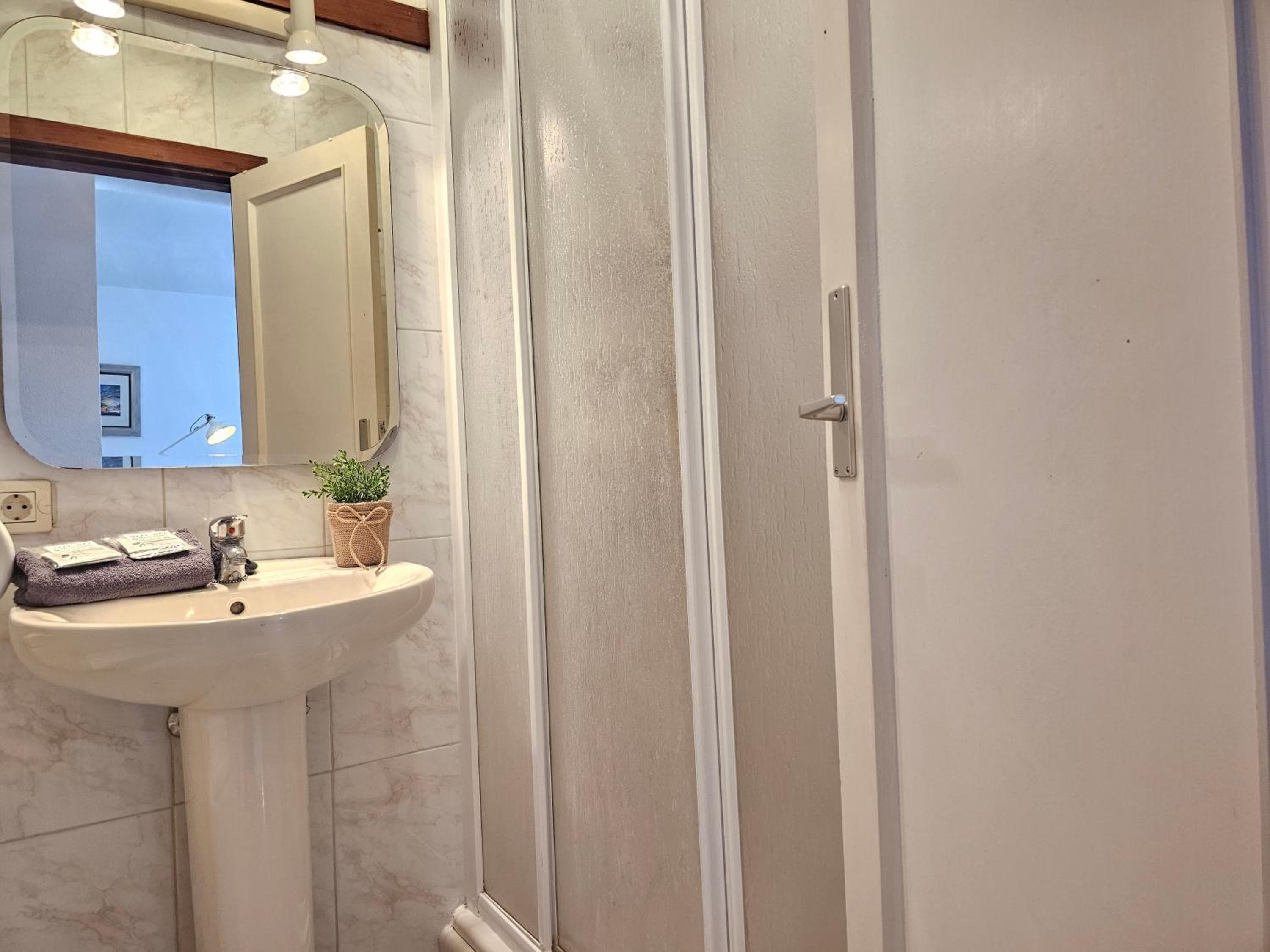NEW SUNSHINE OCEAN APARTMENT ACHACAY, Los Cristianos, Tenerife — 4