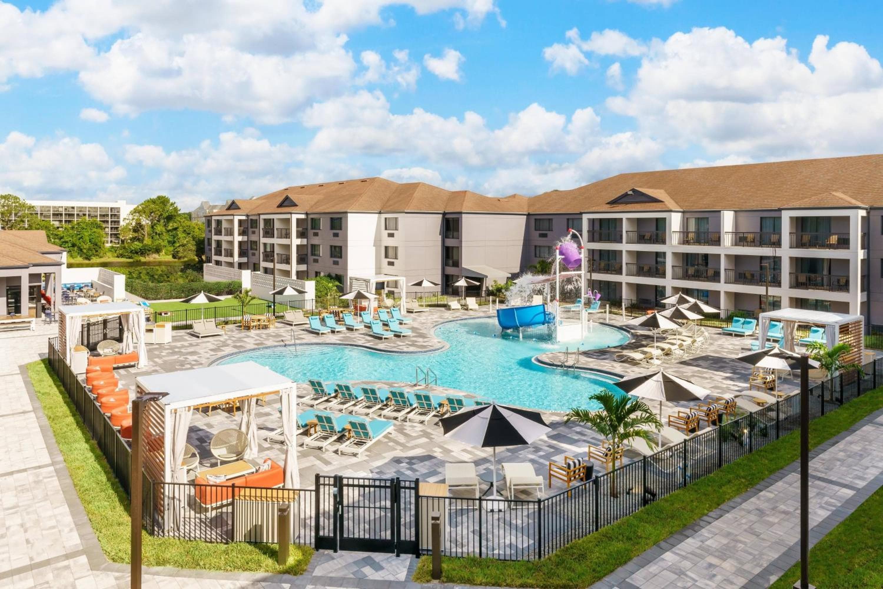 Courtyard by Marriott Orlando Lake Buena Vista at Vista Centre — 22