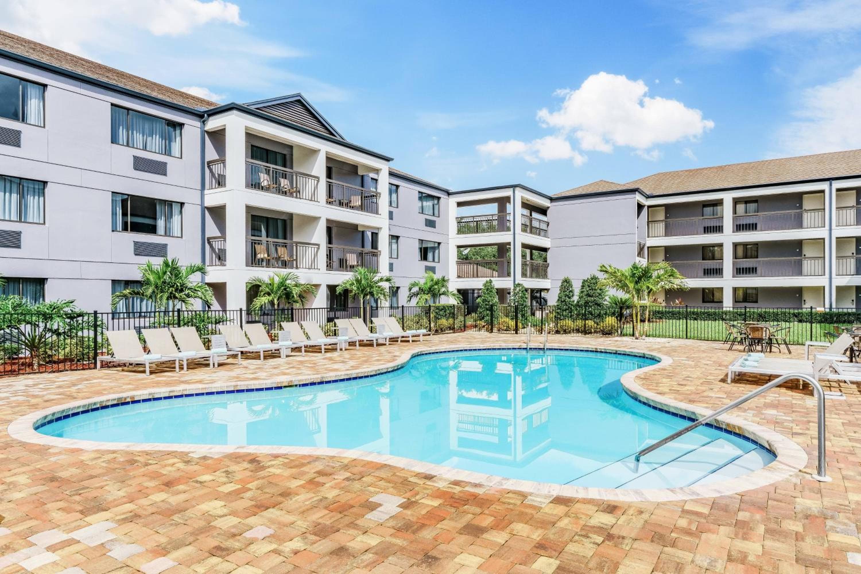 Courtyard by Marriott Orlando Lake Buena Vista im Vista Centre — 16
