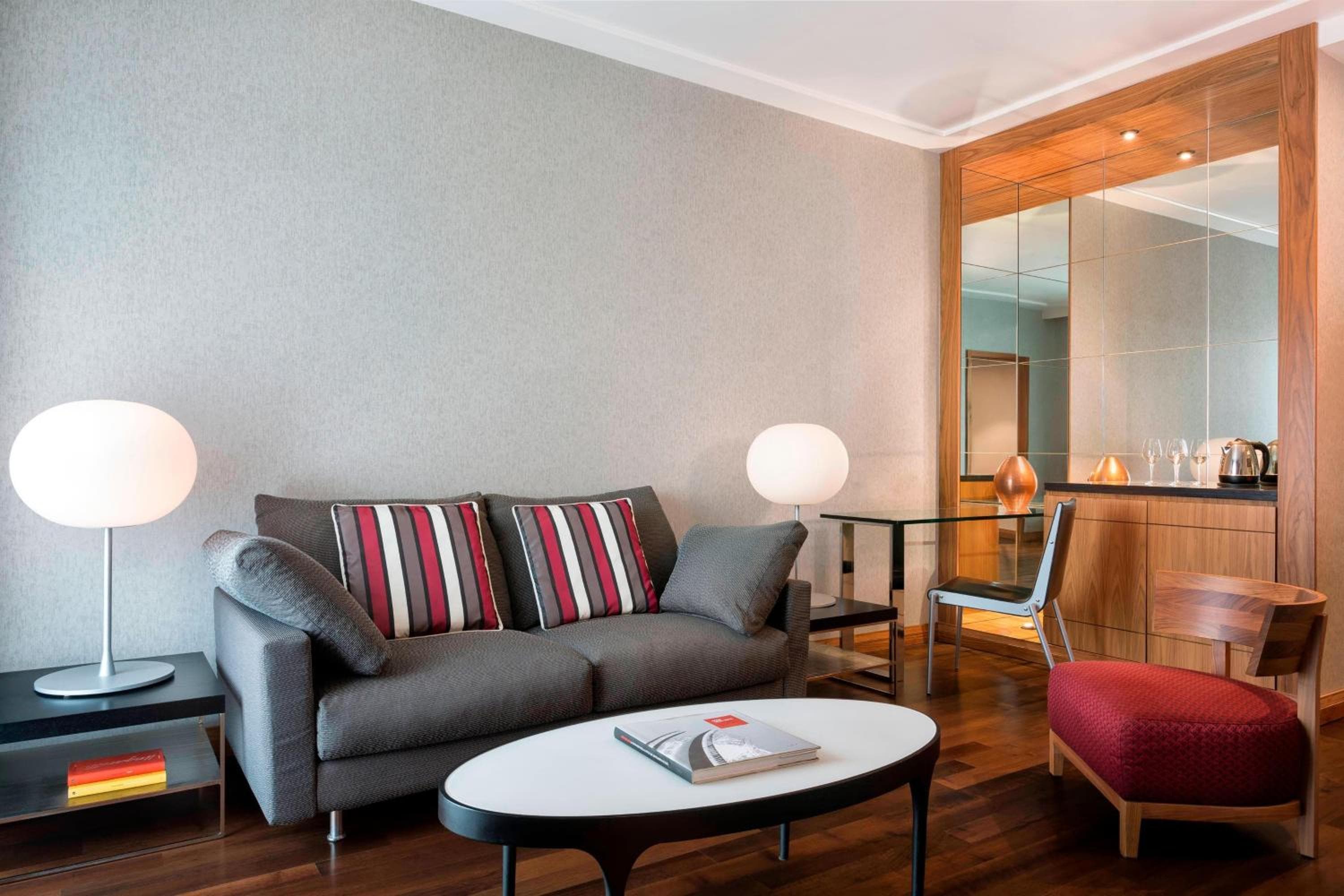 Le Meridien Visconti Roma — 23