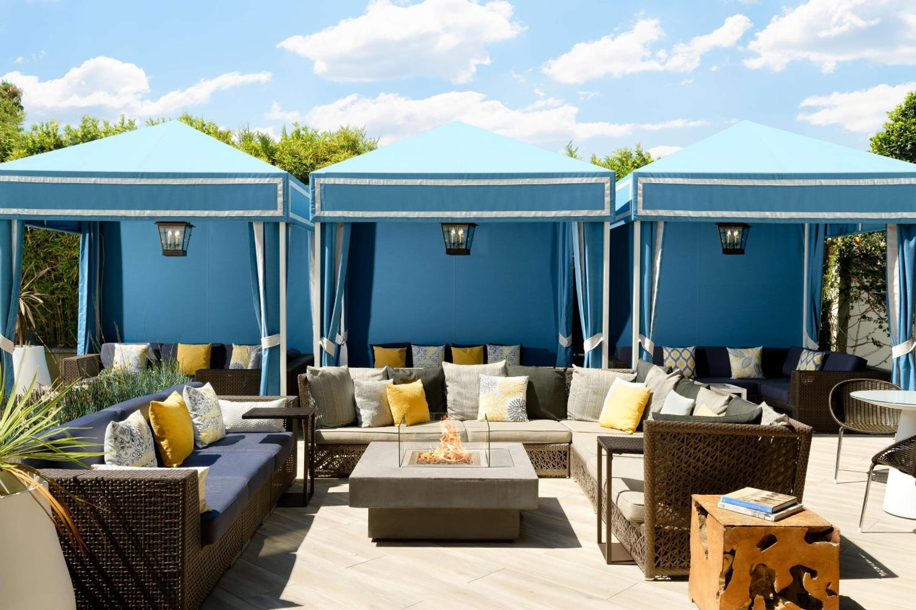 Hyatt Centric Delfina Santa Monica — 3