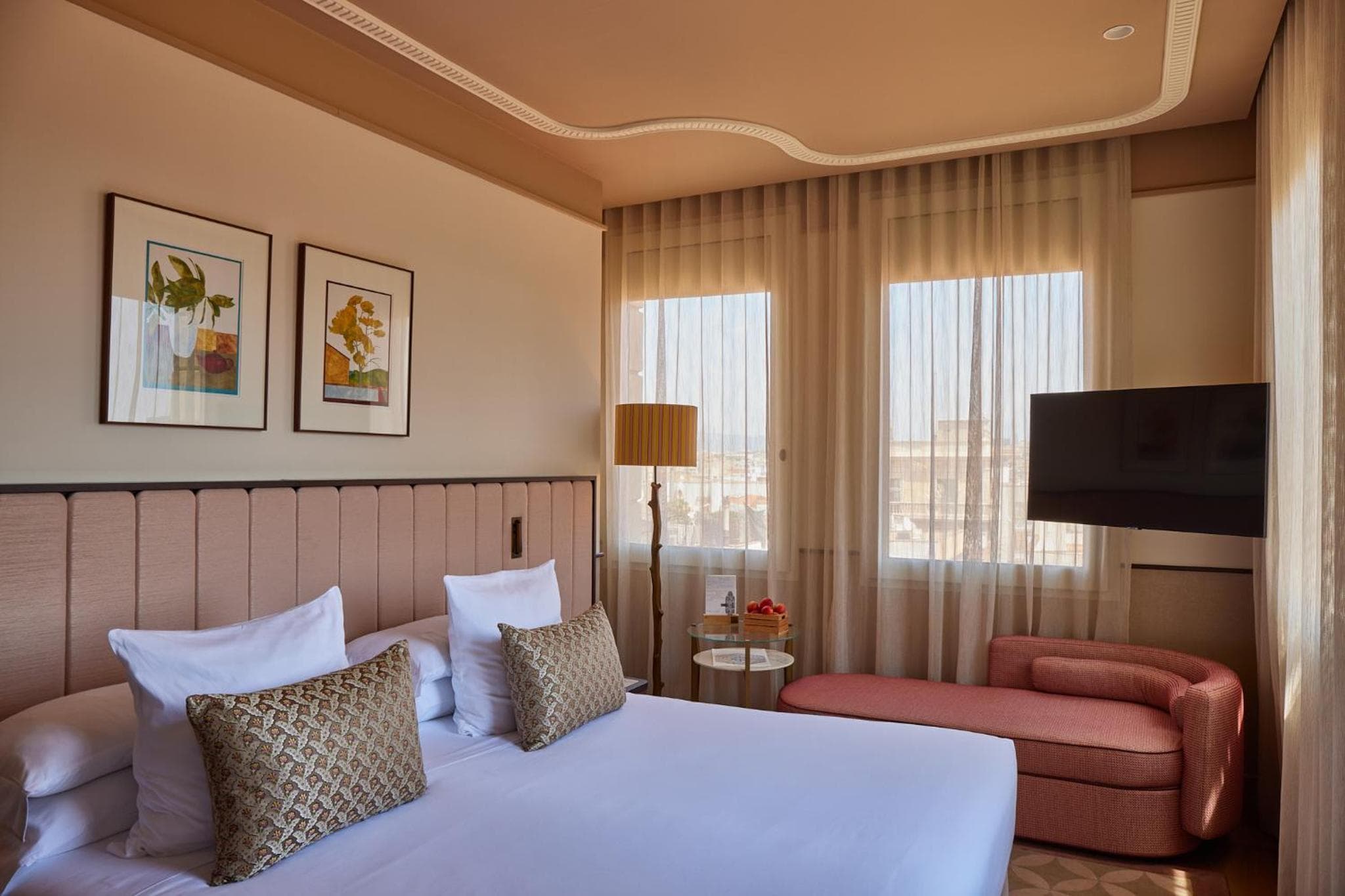 Gran Hotel Central, Pequeños Hoteles de Lujo — 28
