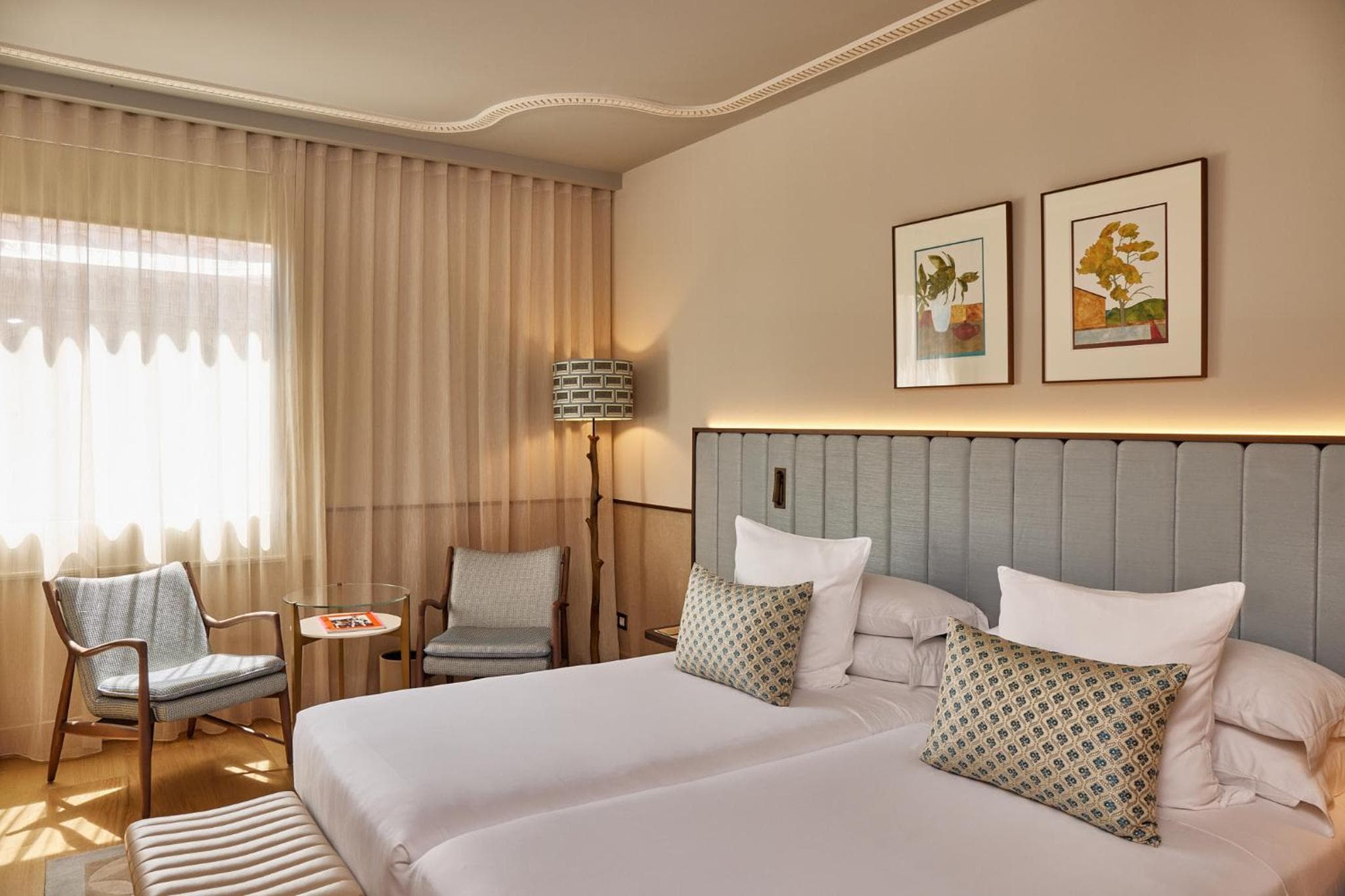 Grand Hotel Central, Small Luxury Hotels — 11
