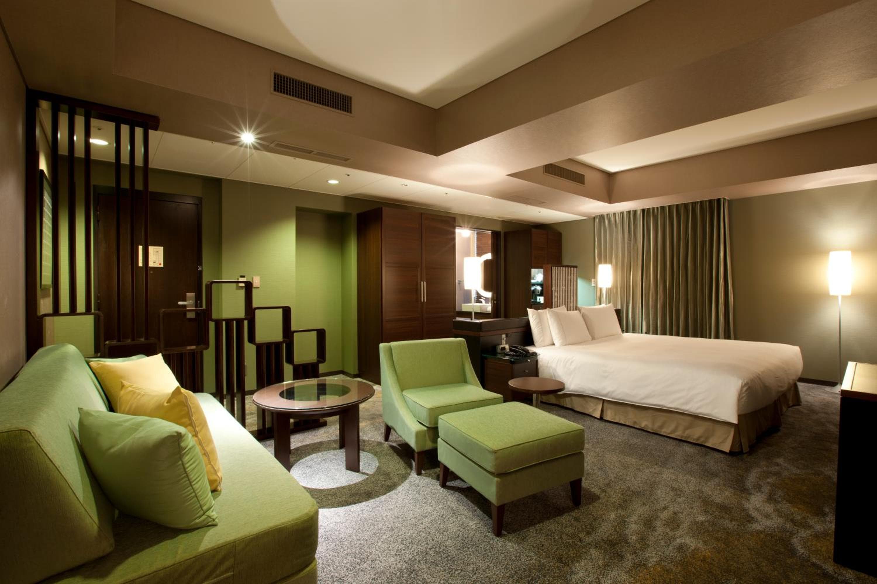 The Royal Park Hotel Iconic Tokyo Shiodome hotel, Minato-ku, Higashishimbashi 1-6-3, Tokyo, Japan — photo 69