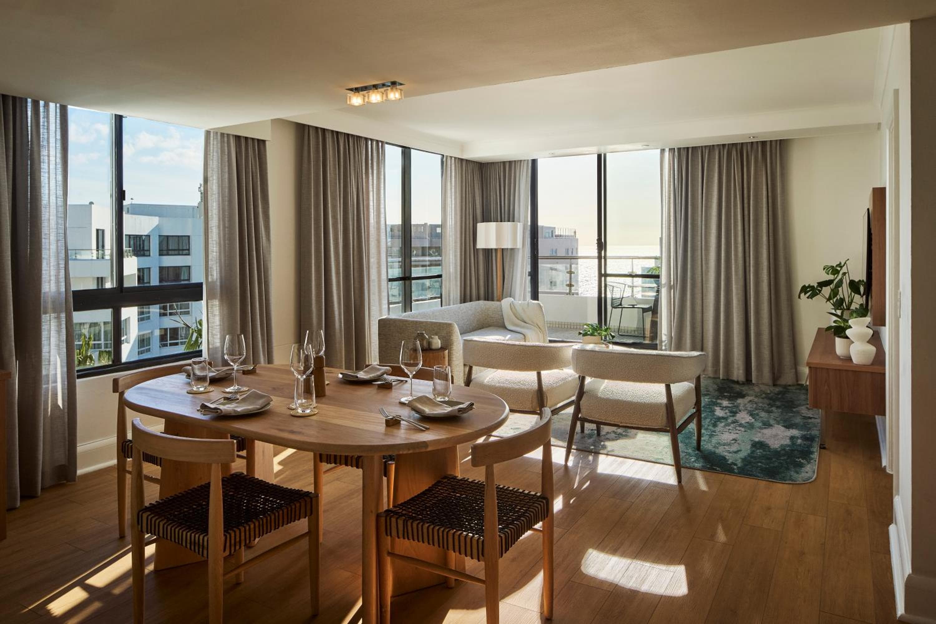 President Hotel hotel, 4 Alexander Road, Bantry Bay, Cape Town, South Africa — photo 93