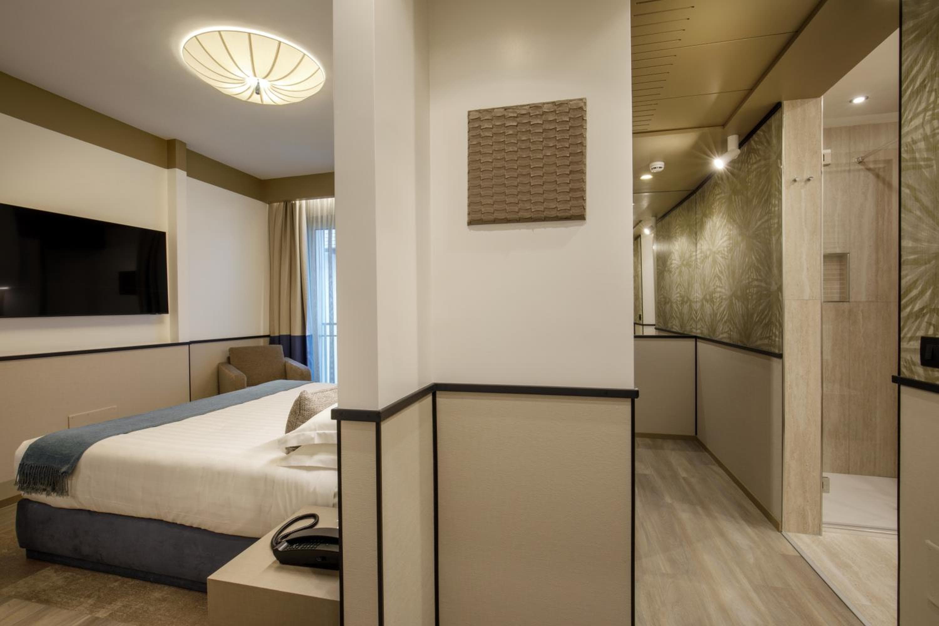 Hotel Domidea — 13