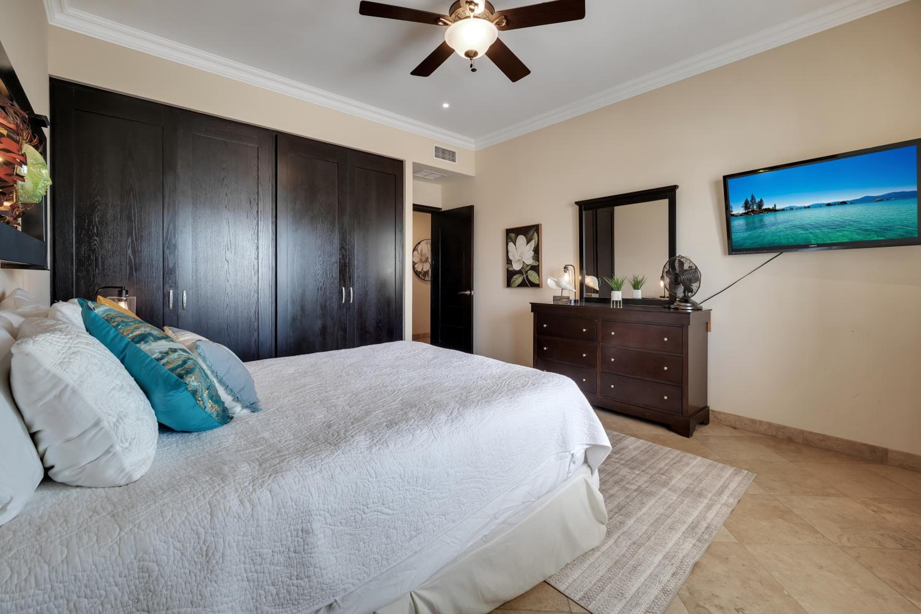 Relax in the Best Location Cabo San Lucas, Walk to the Beach — 17