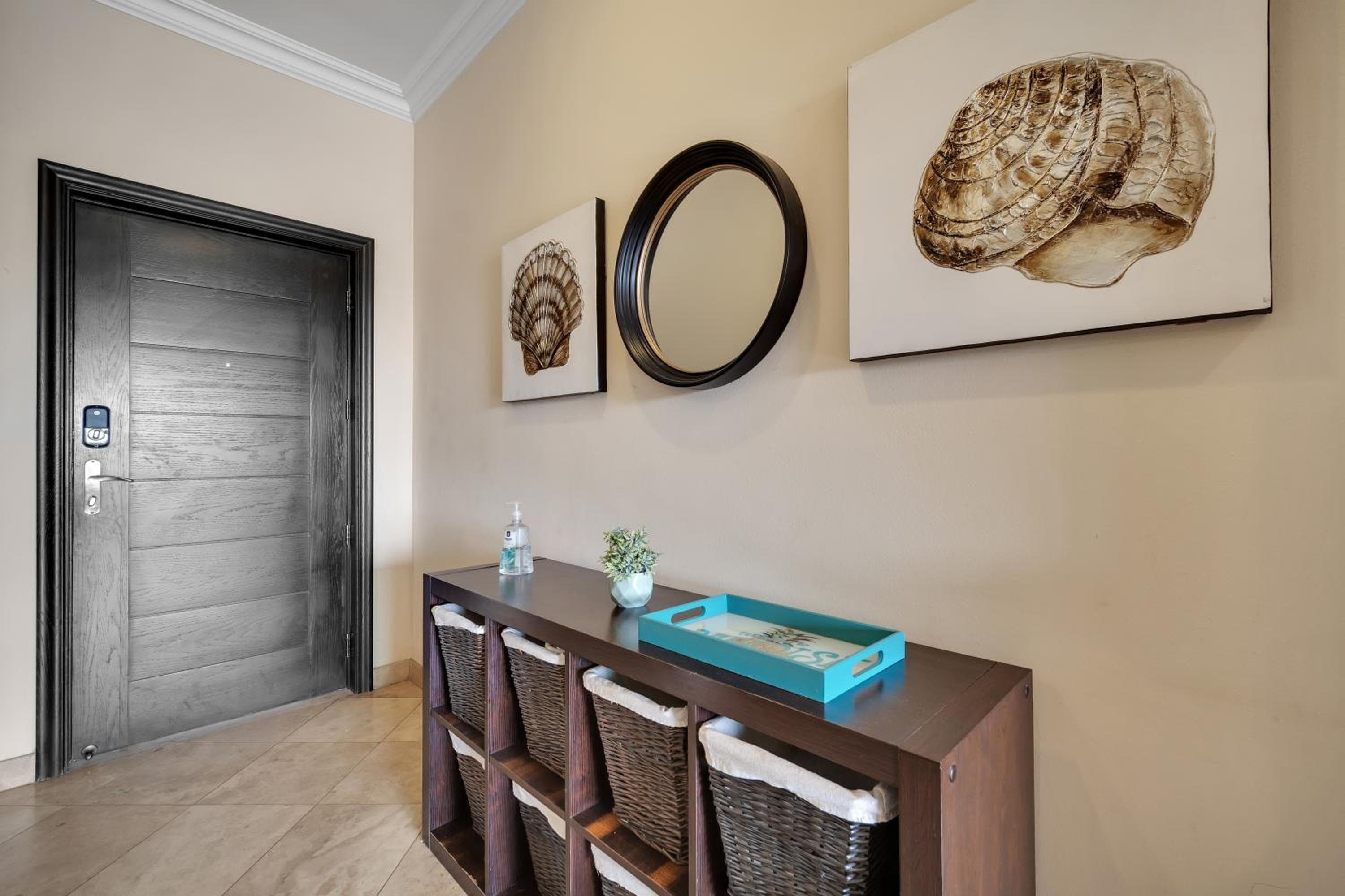 Casa Sirena- Secure & Private Poolside Retreat — 23