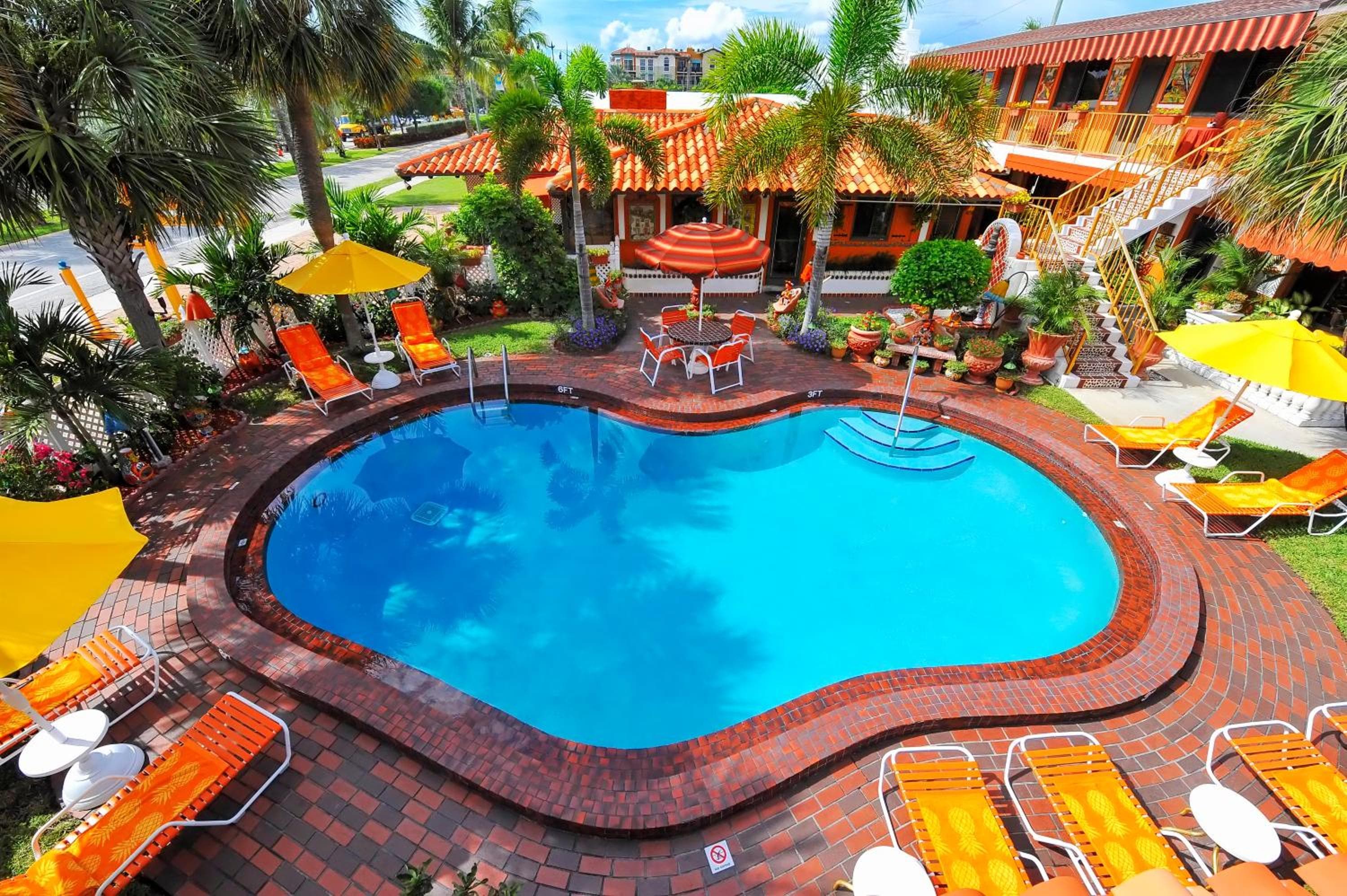 Patio de los mares azules — 30