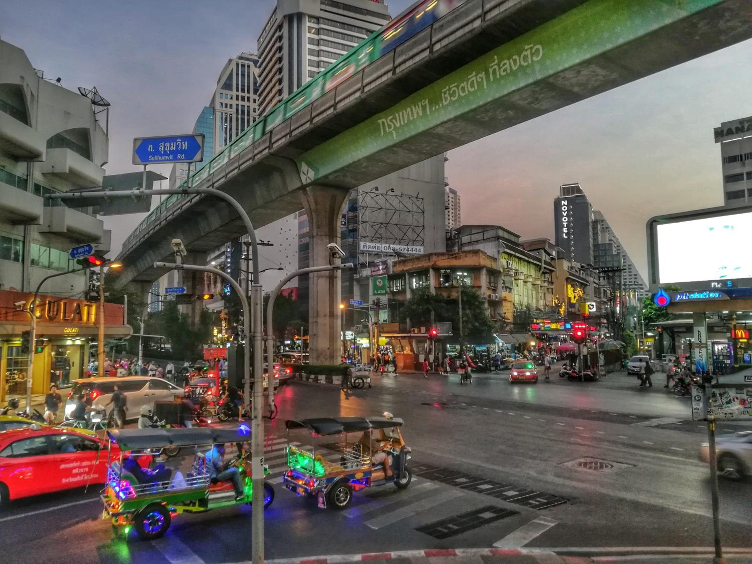 Solitaire Bangkok Sukhumvit 11 by Kingston Hotels — 8