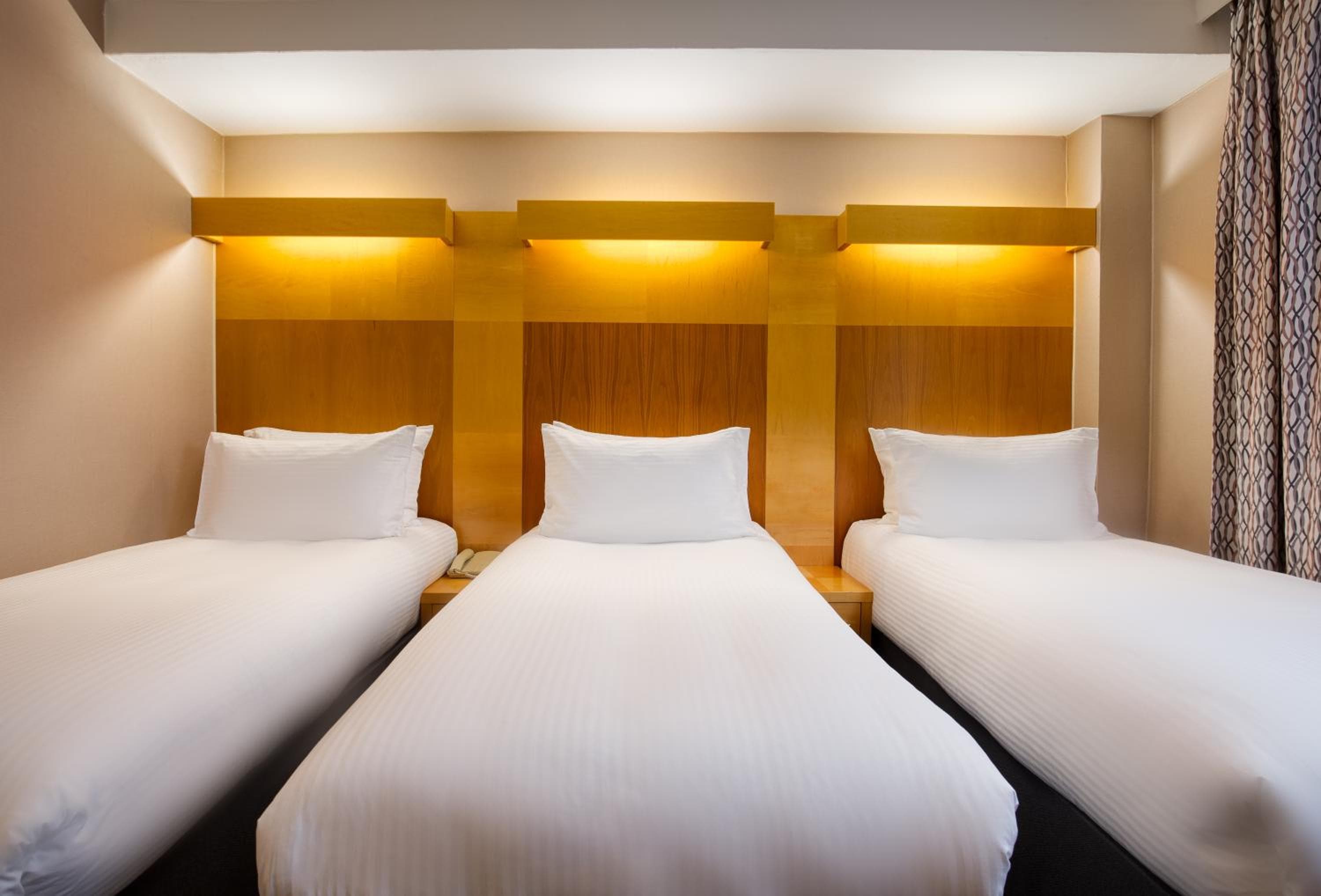 Tavistock Hotel — 2