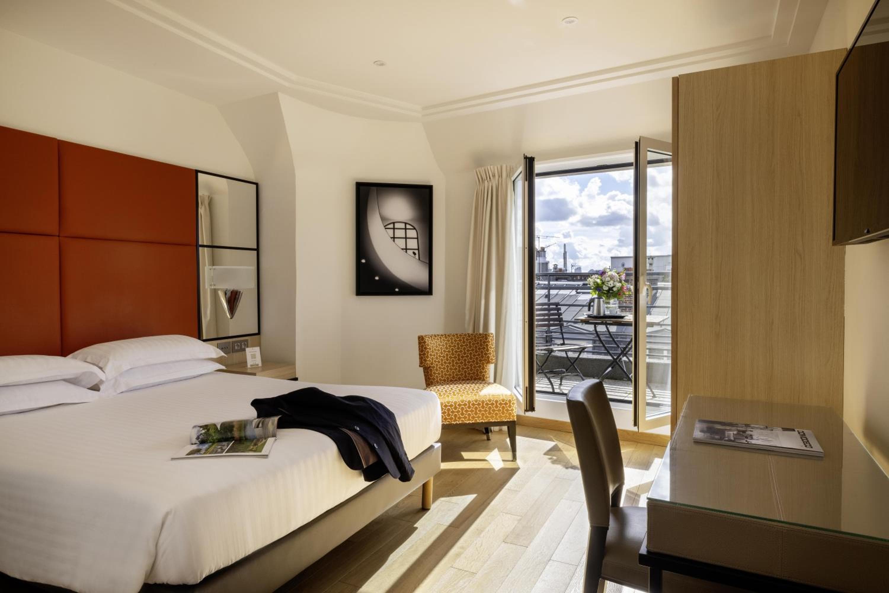 Hotel De Castiglione — 26