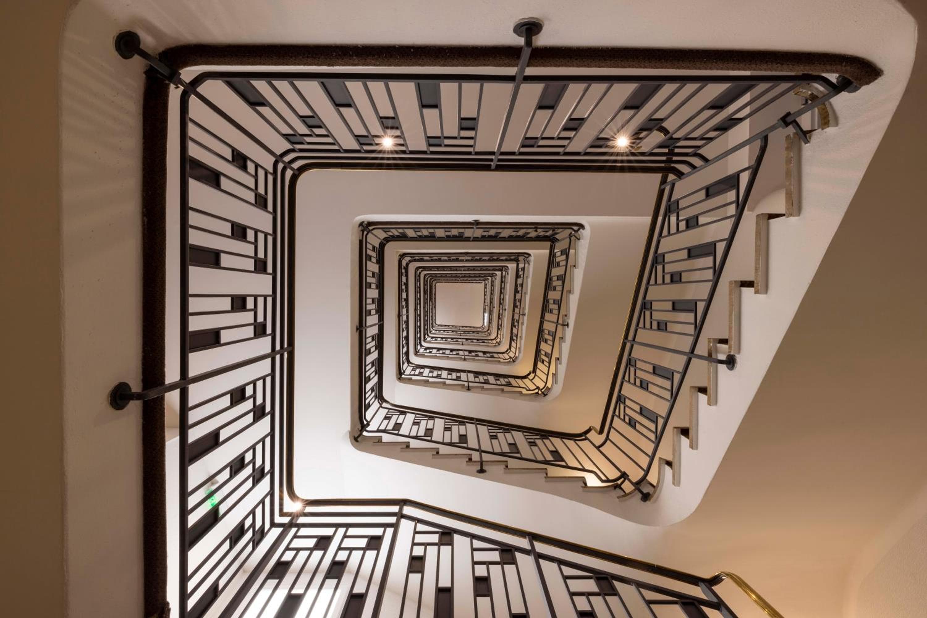 Hotel De Castiglione — 10