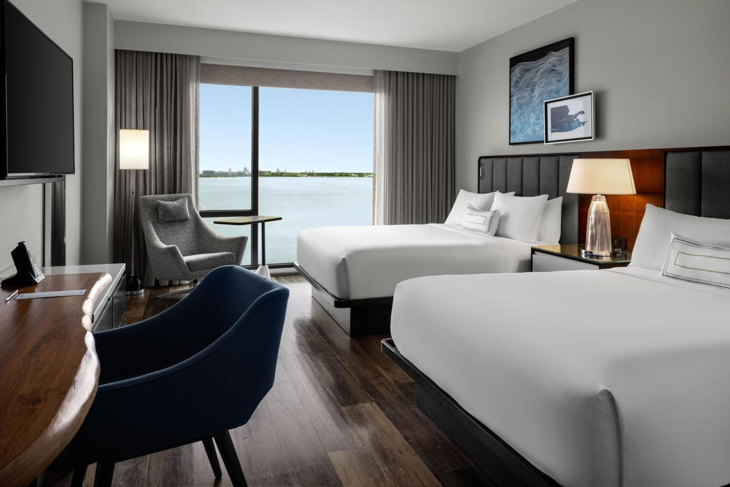 The CURRENT Hotel, Autograph Collection — 9