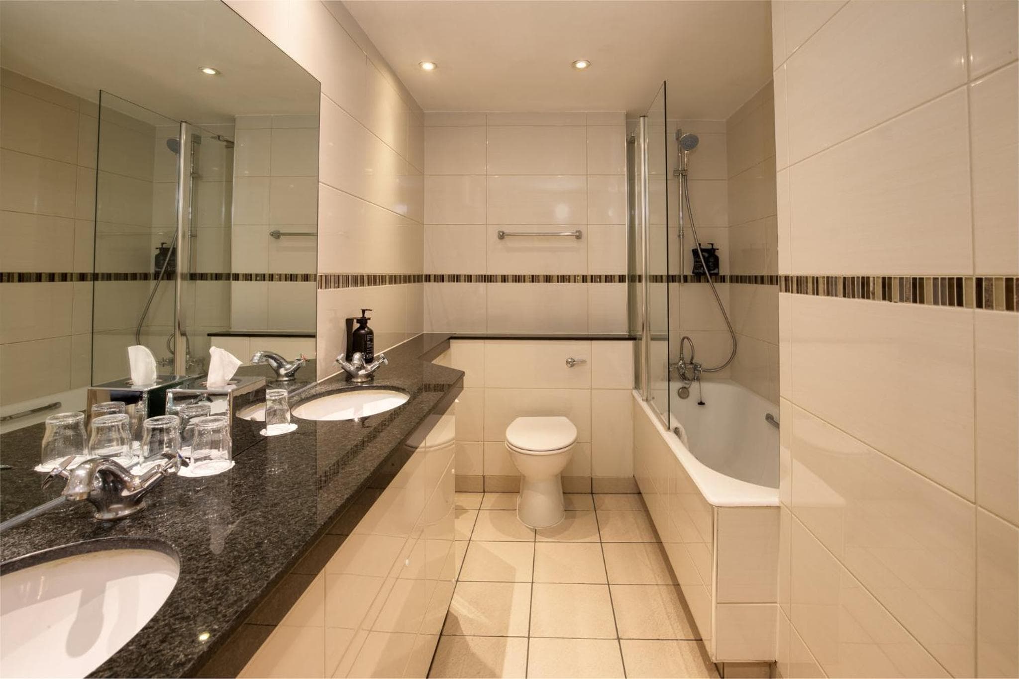Tavistock Hotel — 23