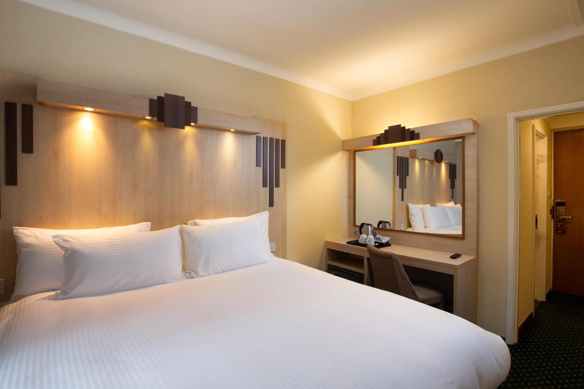 Tavistock Hotel — 28