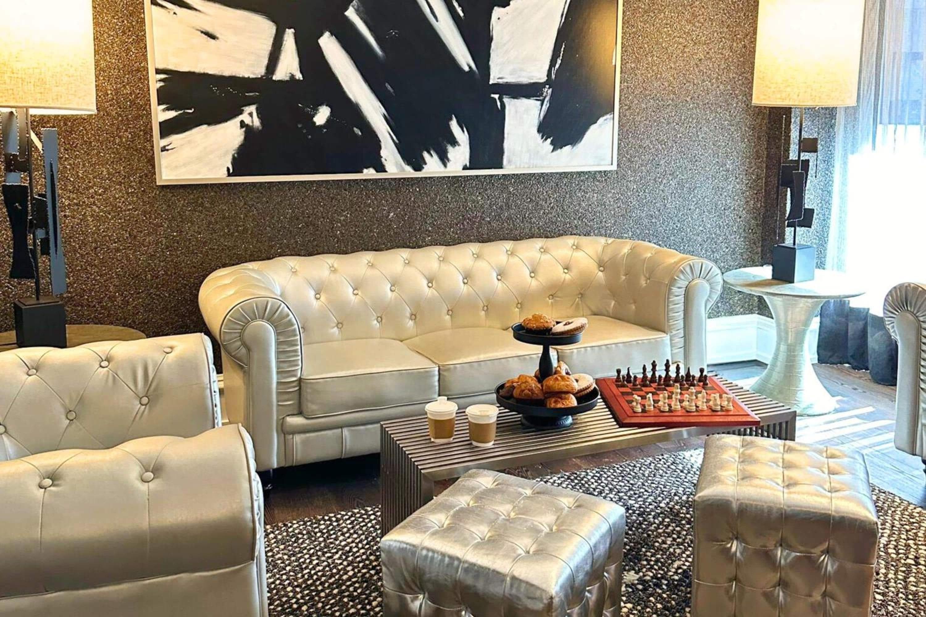 Moderne Hotel — 9