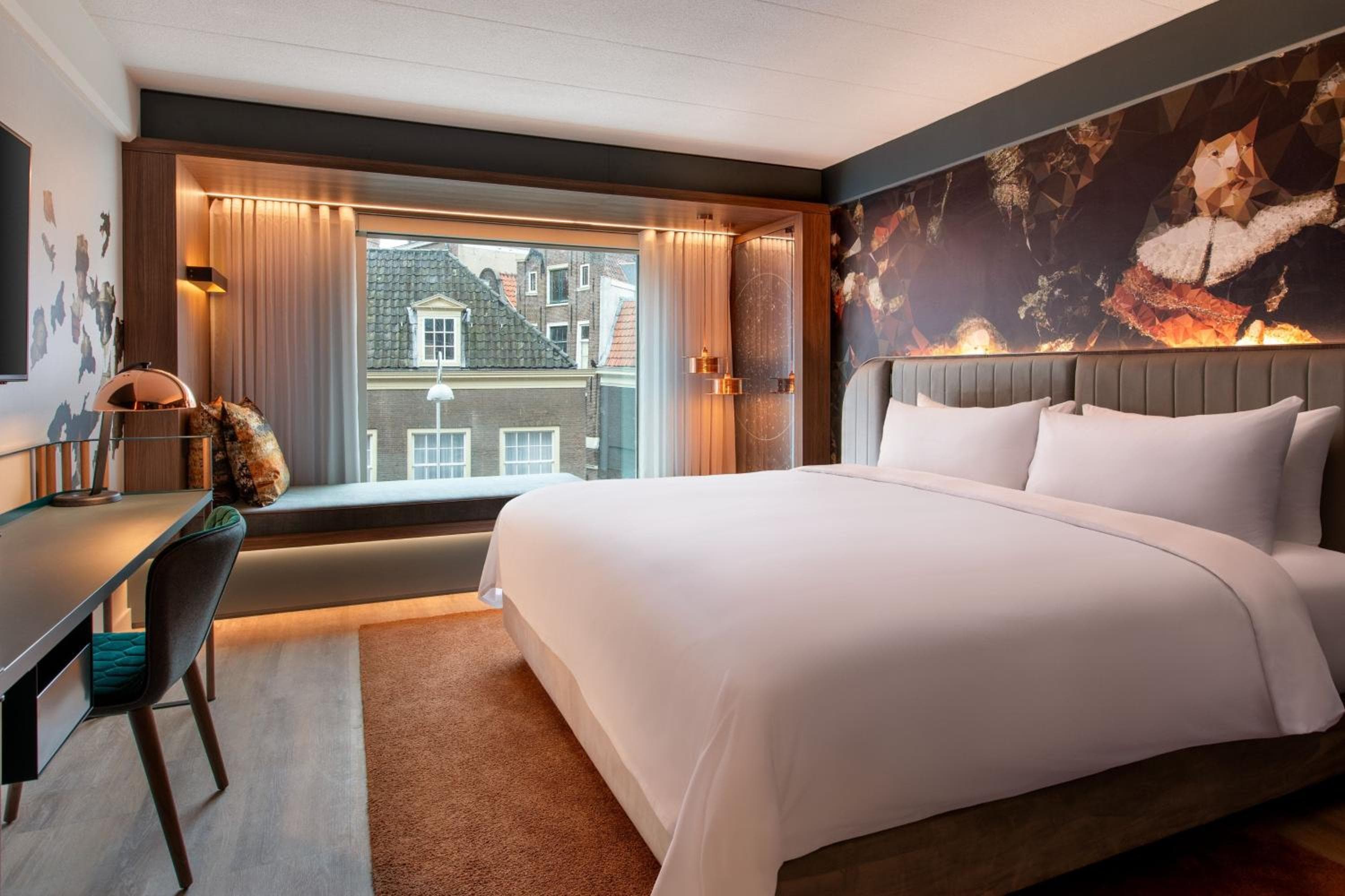Renaissance Amsterdam Hotel — 14