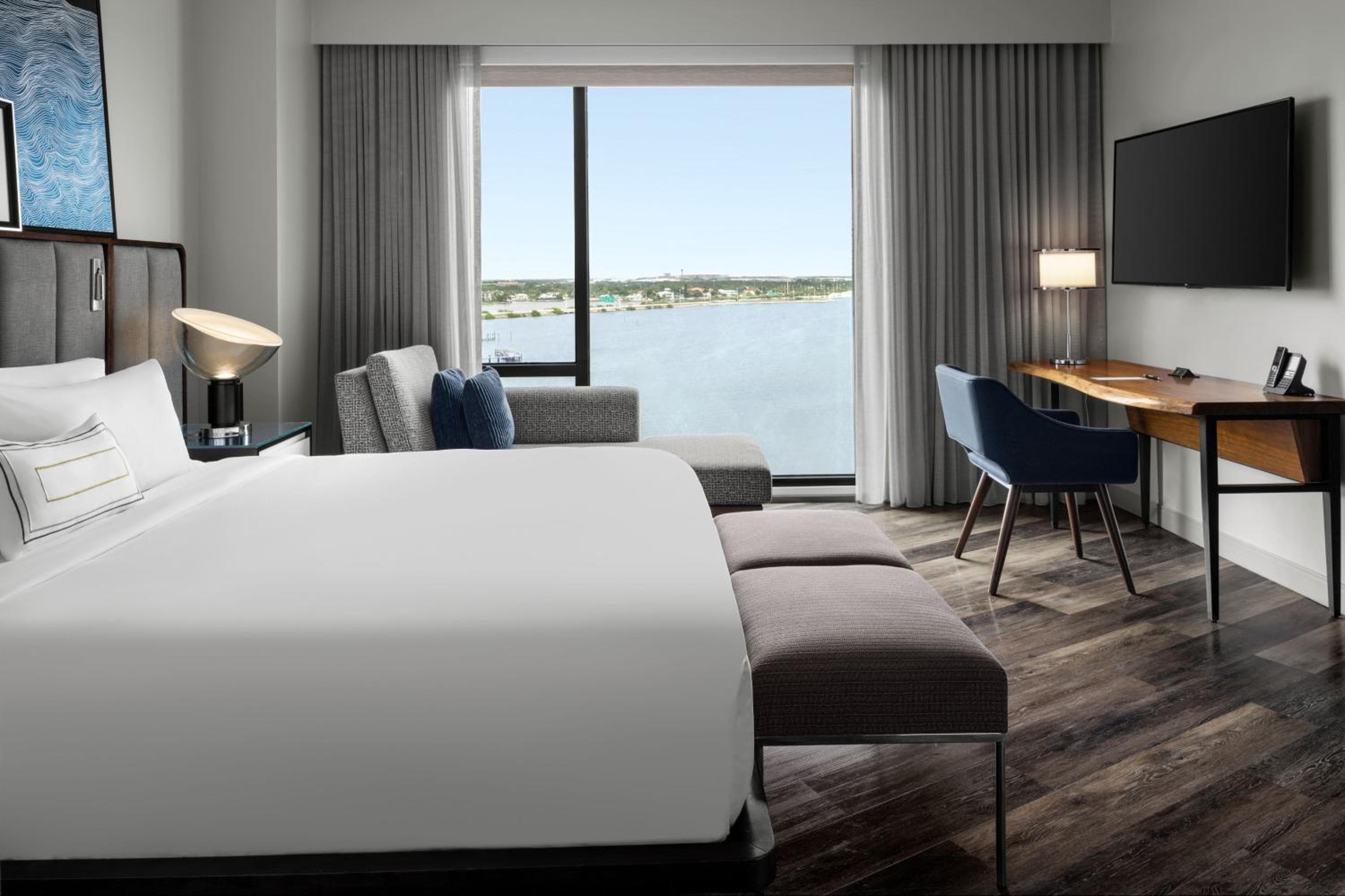 The CURRENT Hotel, Autograph Collection — 17