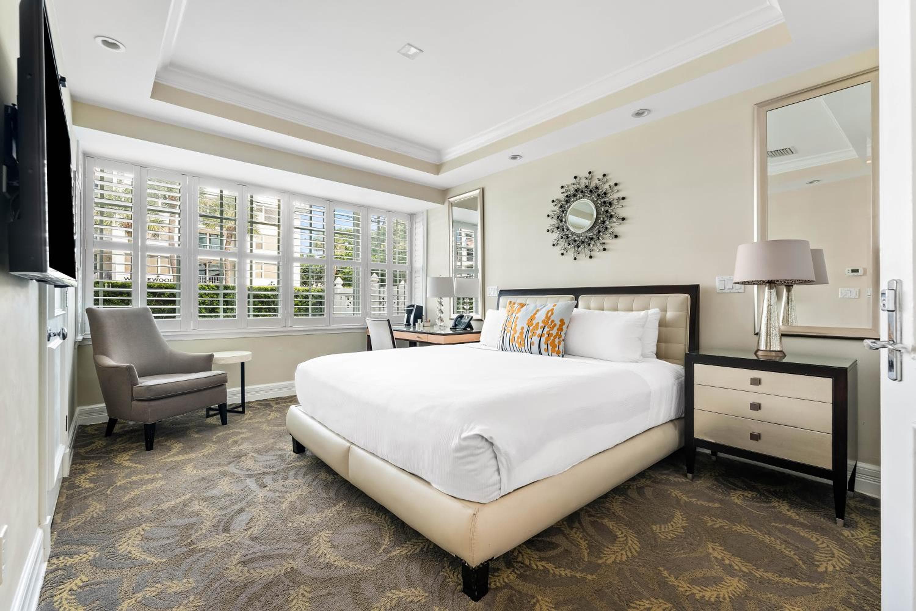 The Pillars Hotel & Club — 28