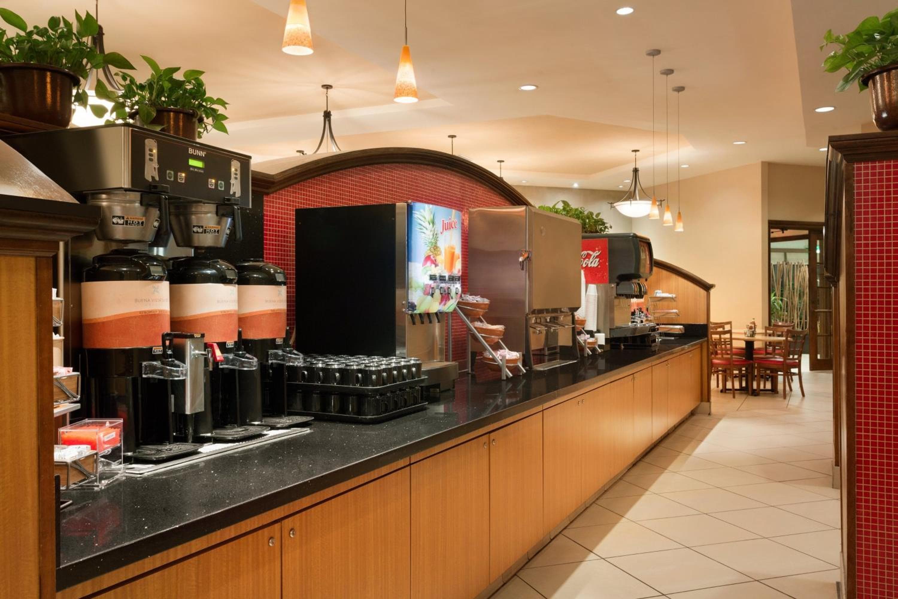 Buena Vista Suites Orlando — 17