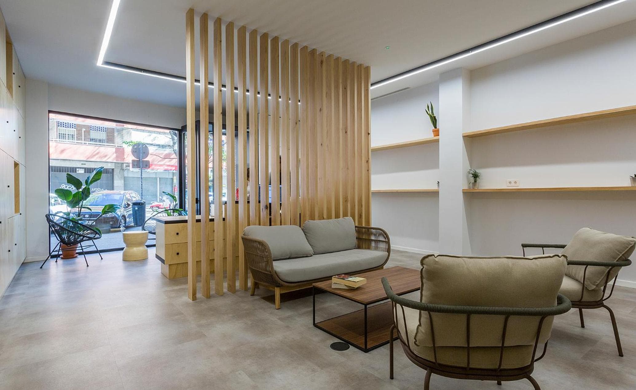 Urban Cube Hostel Sevilla — 28