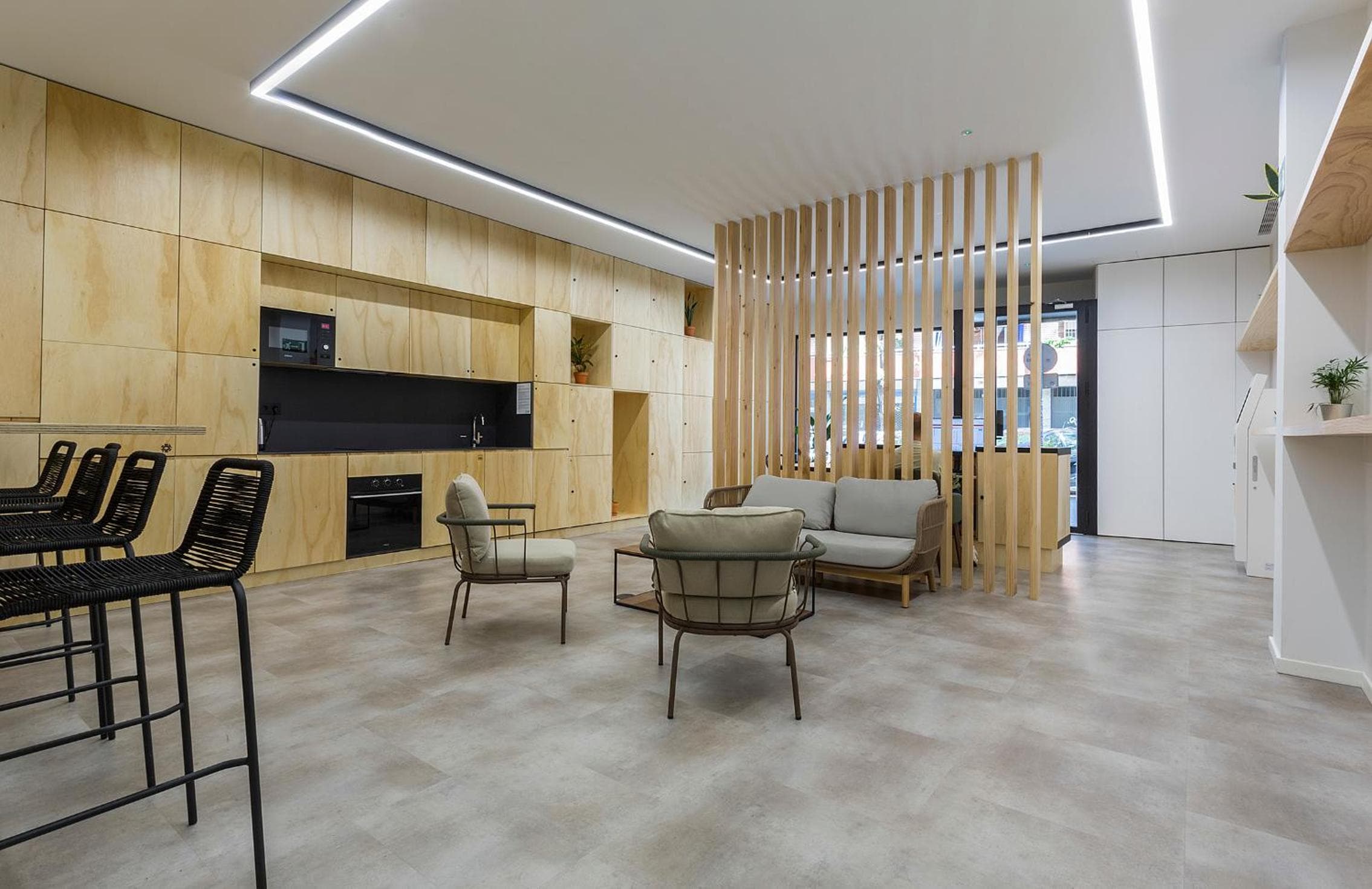 Urban Cube Hostel Sevilla — 17