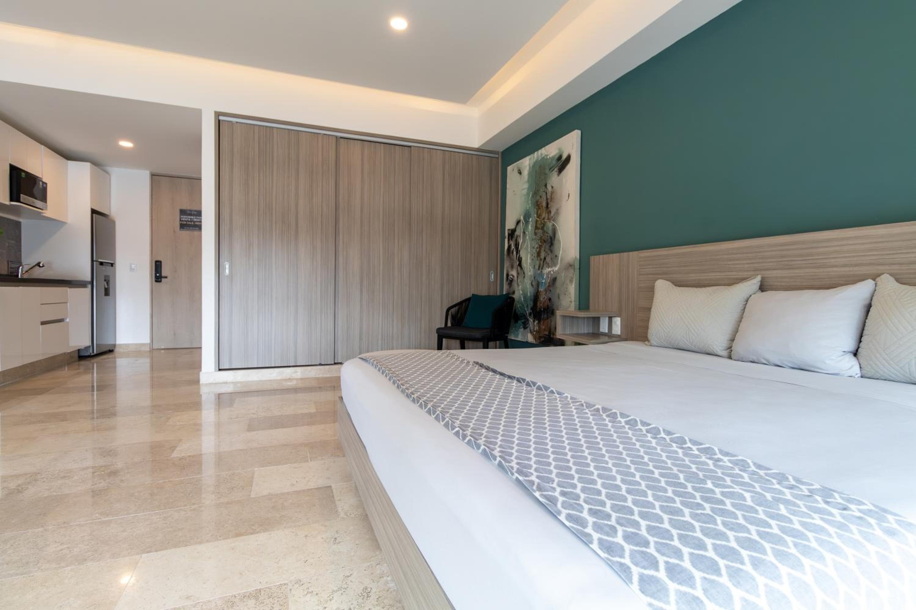 Torre Diez by Grupo Amber — 30