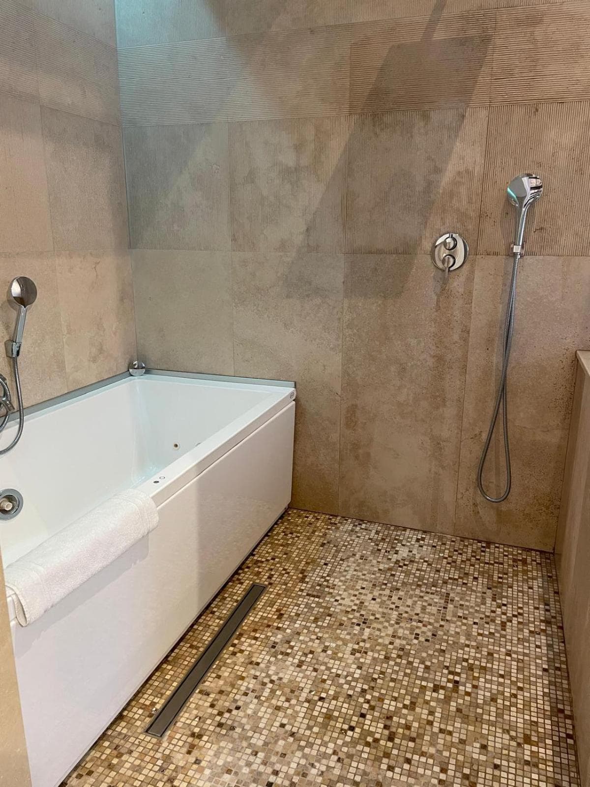 Hotel Accademia — 23