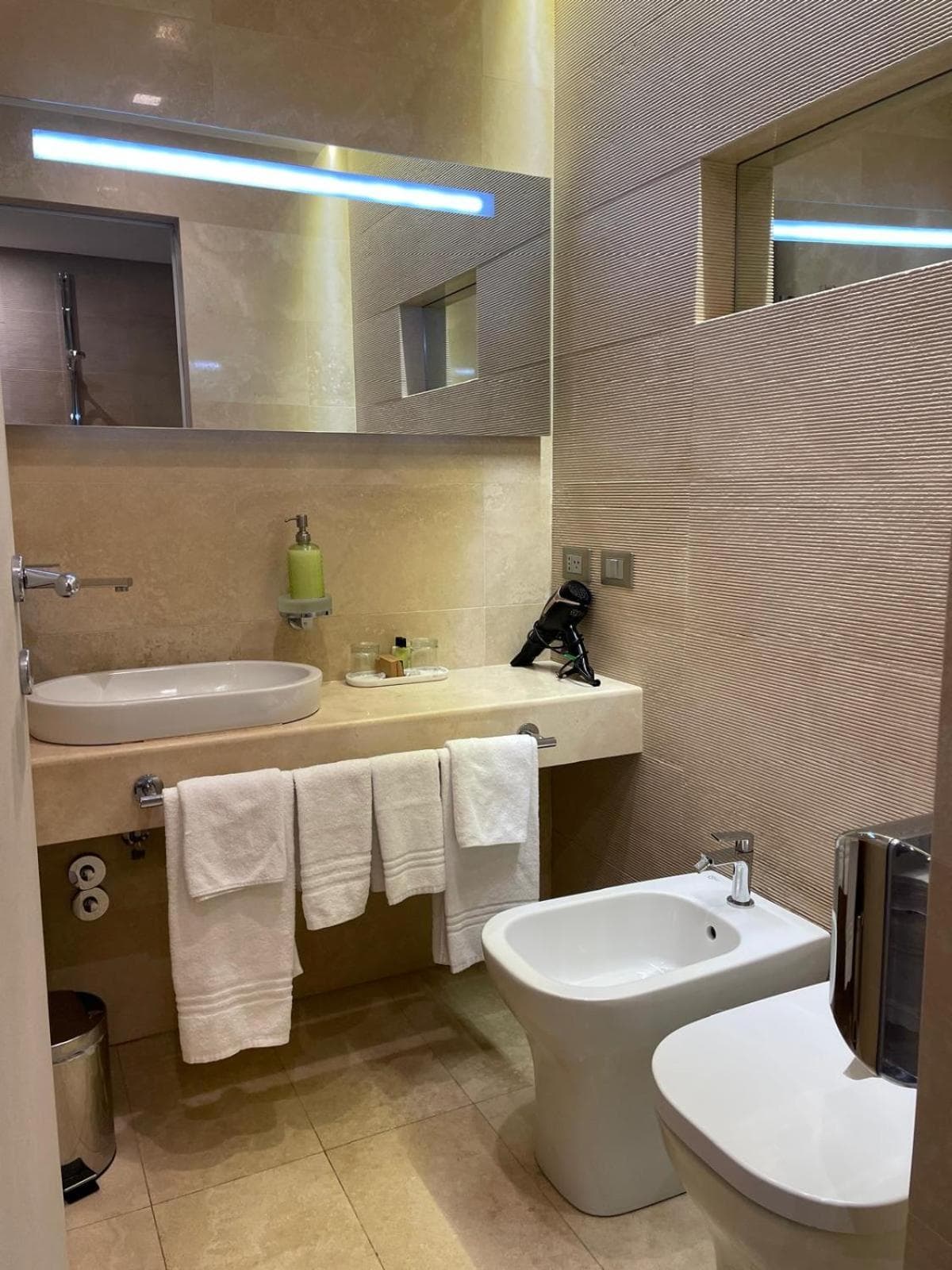 Hotel Accademia — 10