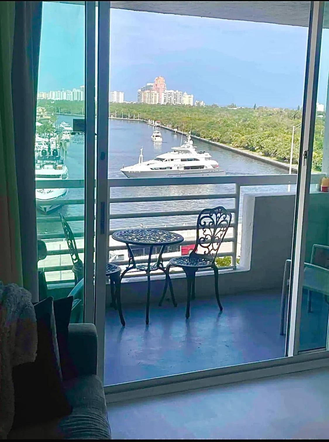 New Luxury Water Front Condo — 28