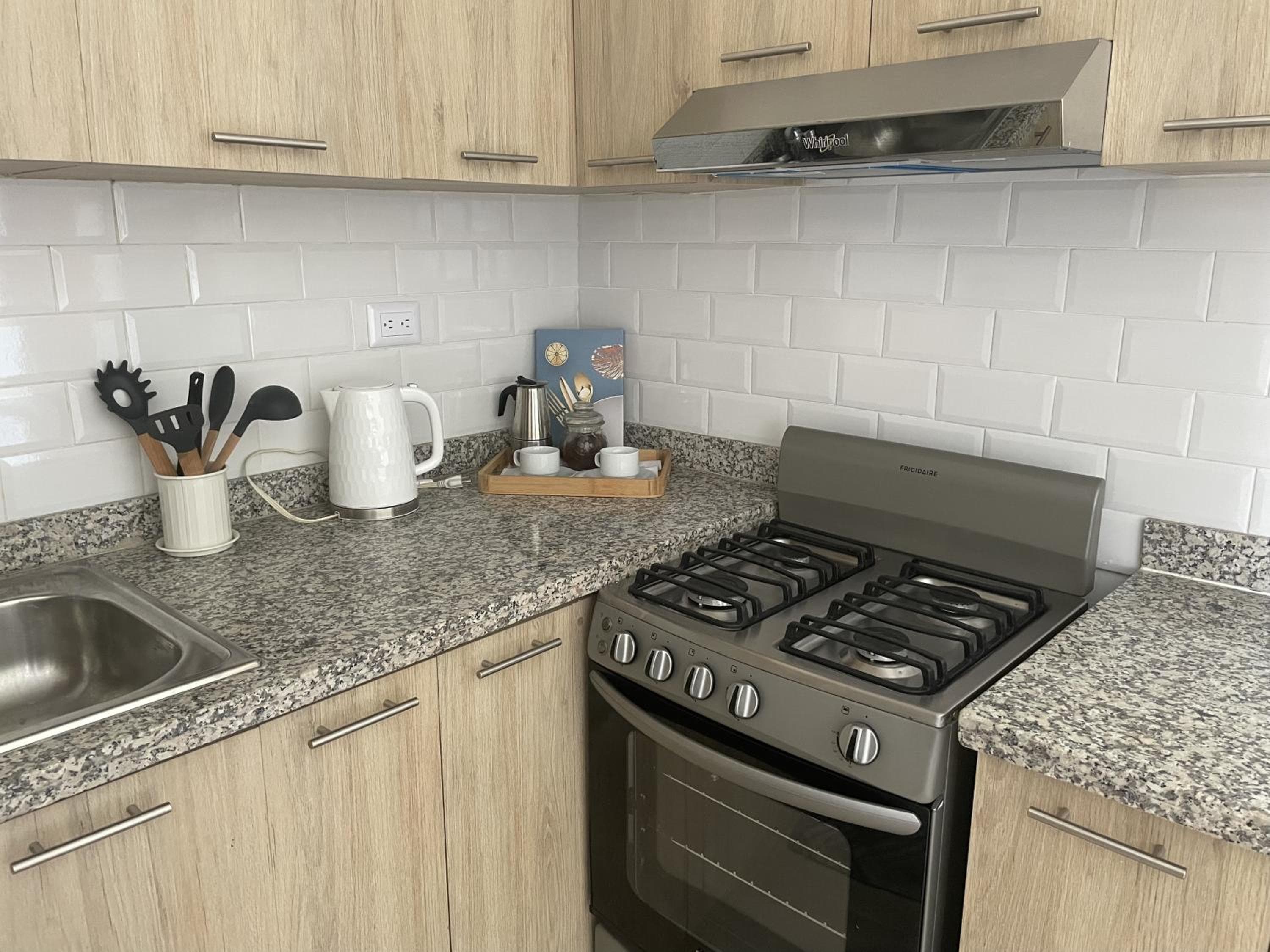 Palms 302 - Rooftop Privat Pool 2BR Appartement mit Beach Shuttle — 4