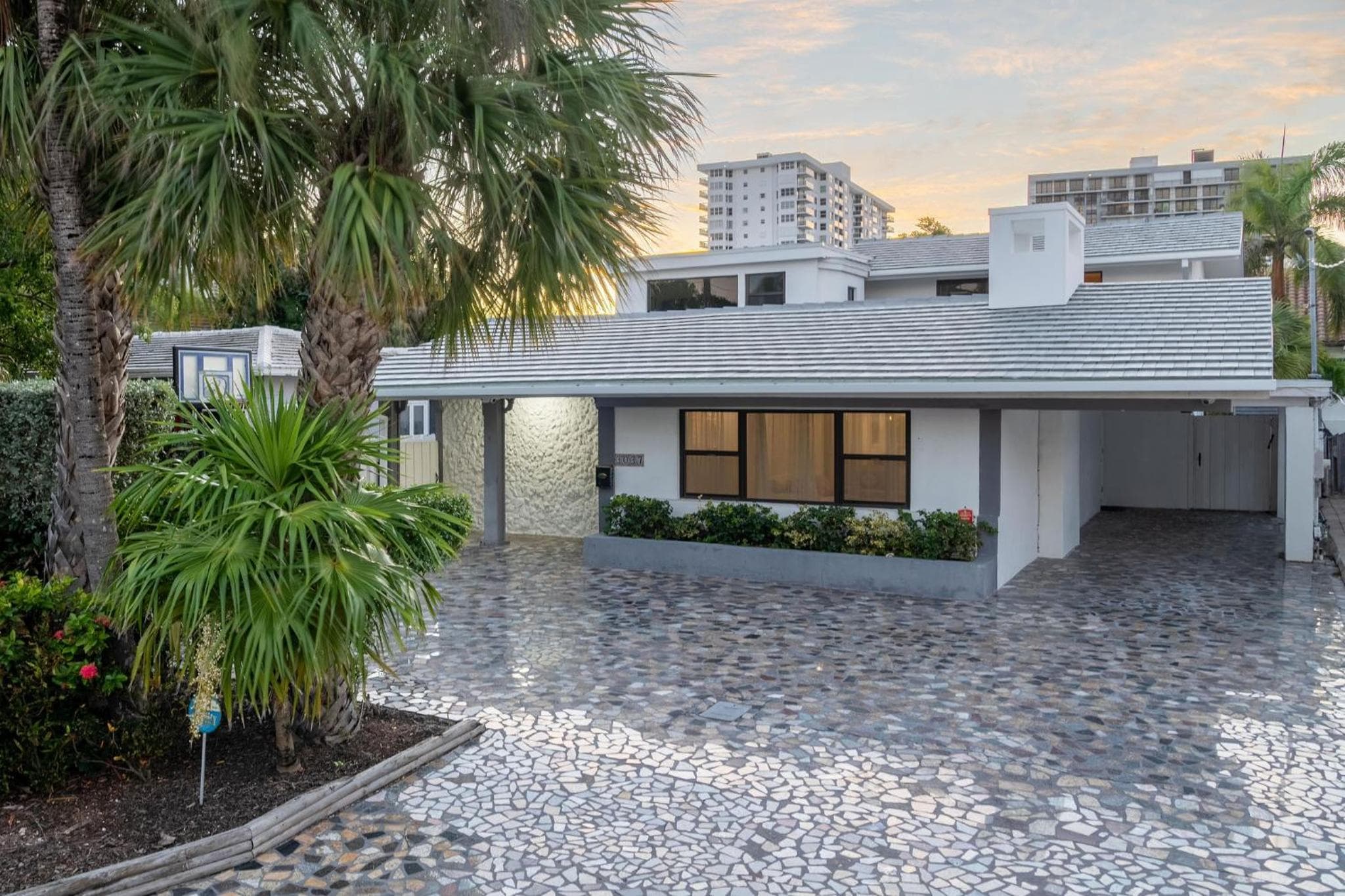 Casa sulla spiaggia a Fort Lauderdale con 4 letti e 4,5 bagni — 1