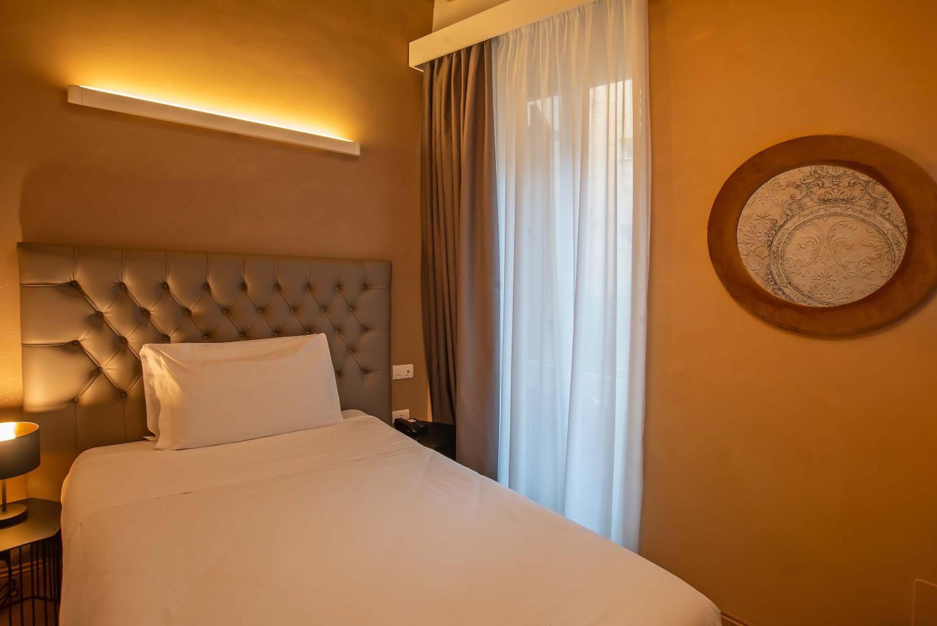 Hotel Elite — 3