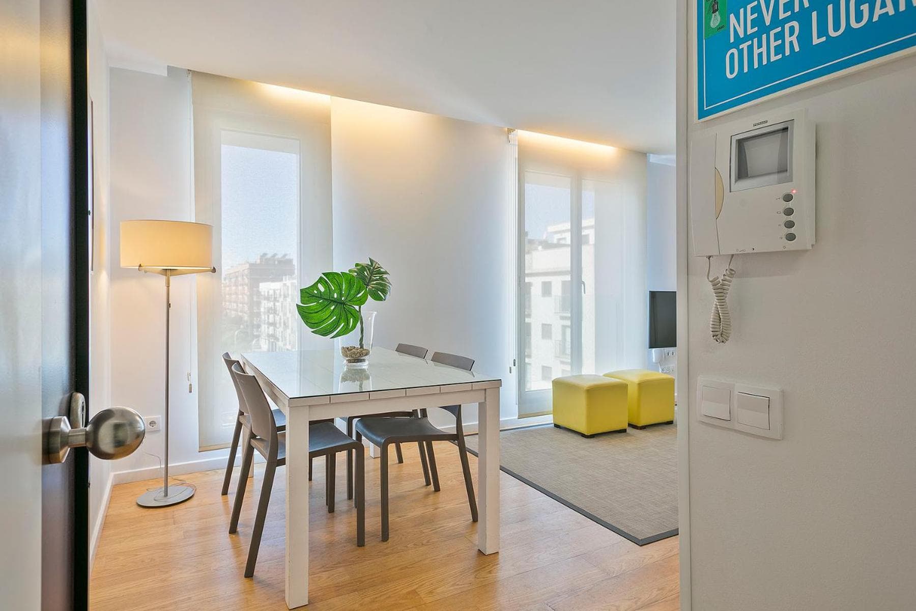 Lugaris Beach Apartments — 17