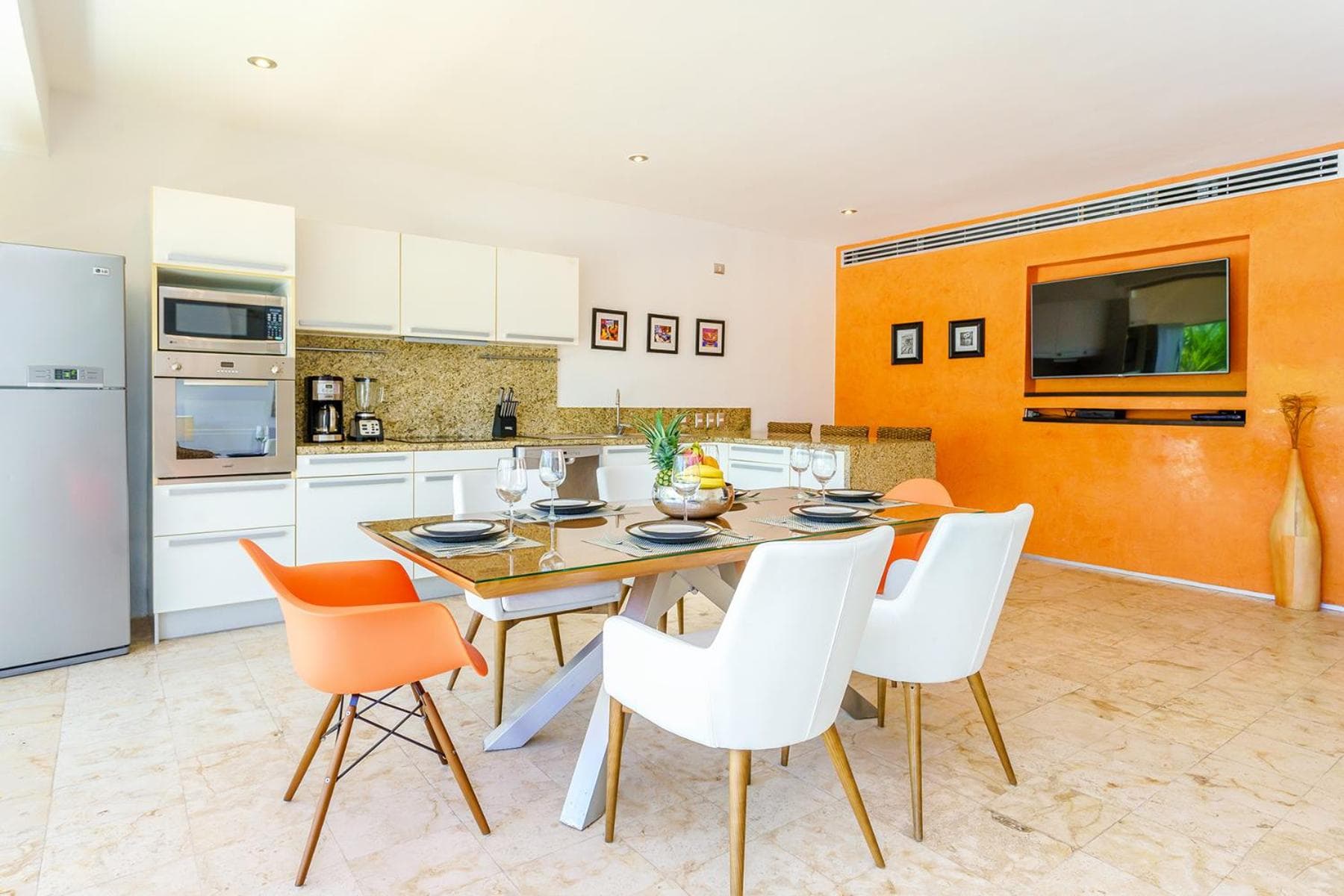 Gorgeous Magia Beachside Condos by Stella Rentals! — 3