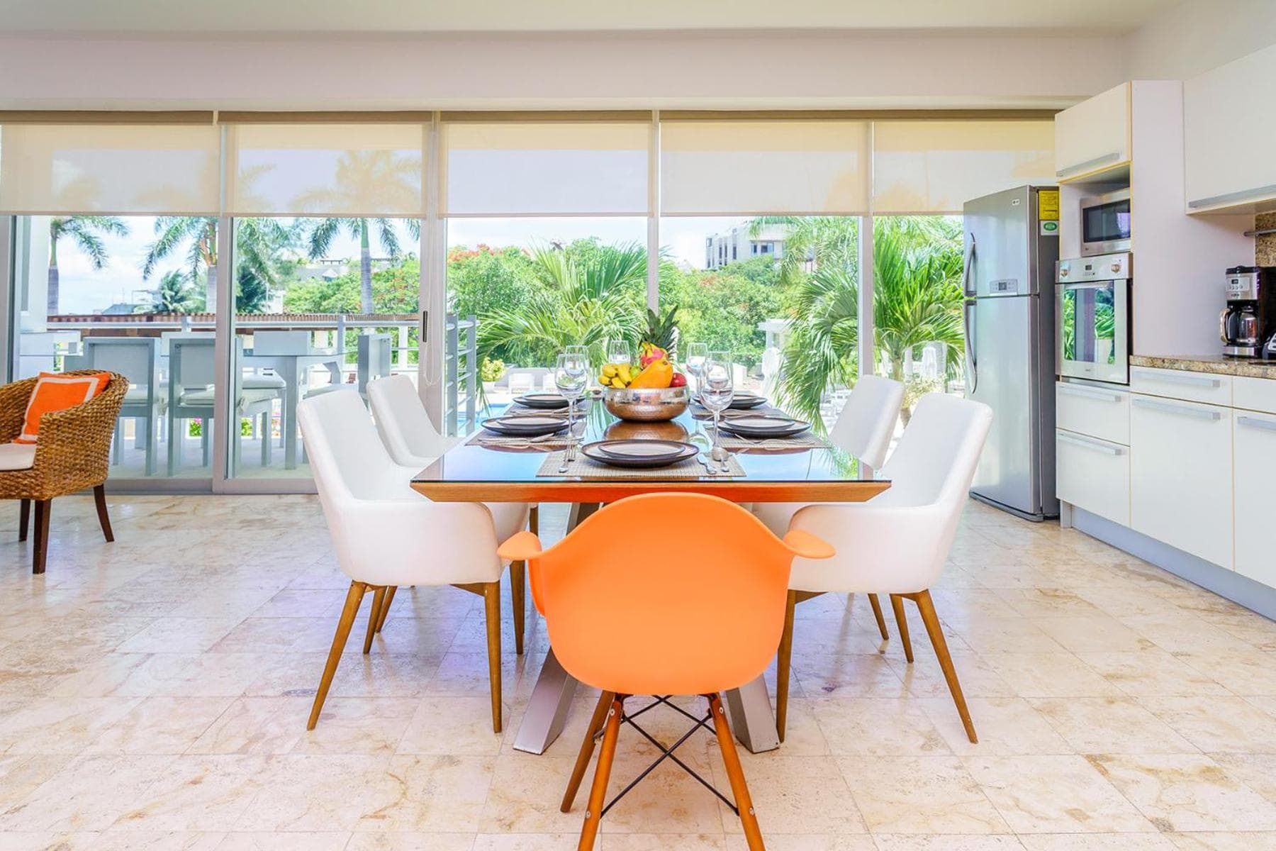 Gorgeous Magia Beachside Condos by Stella Rentals! — 12