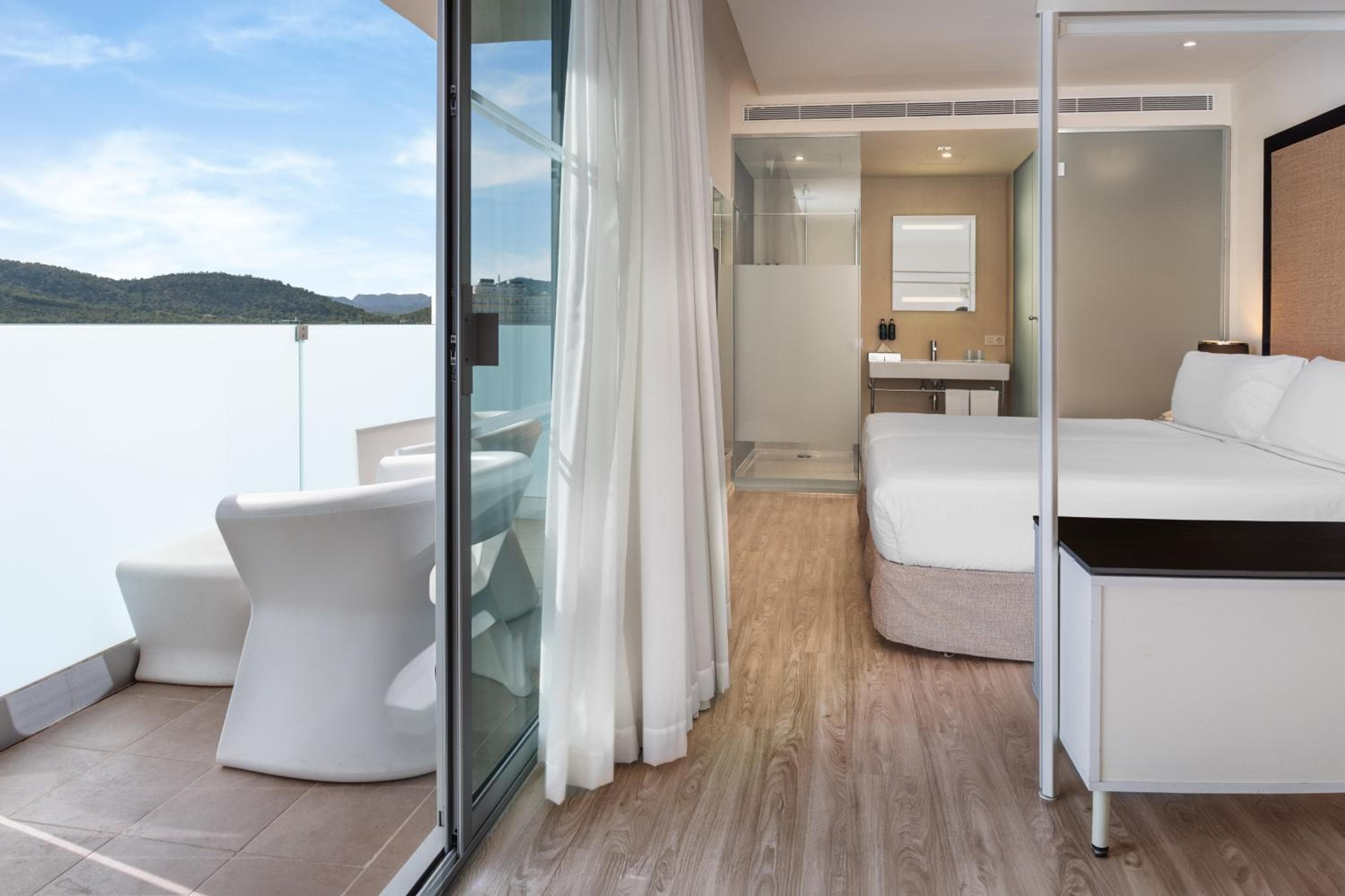 Meliá South Beach — 19