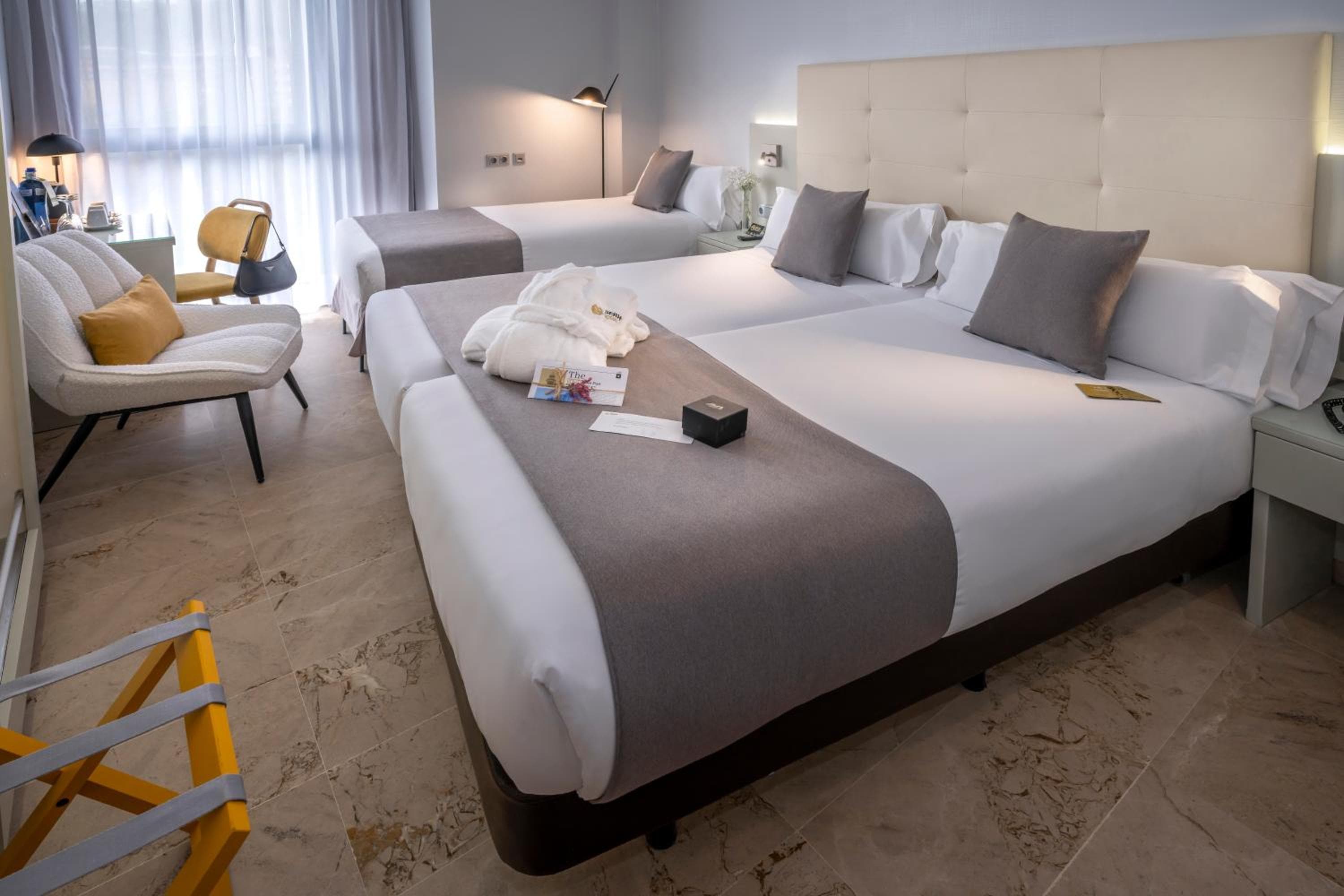 Hotel SERHS Del Port — 30