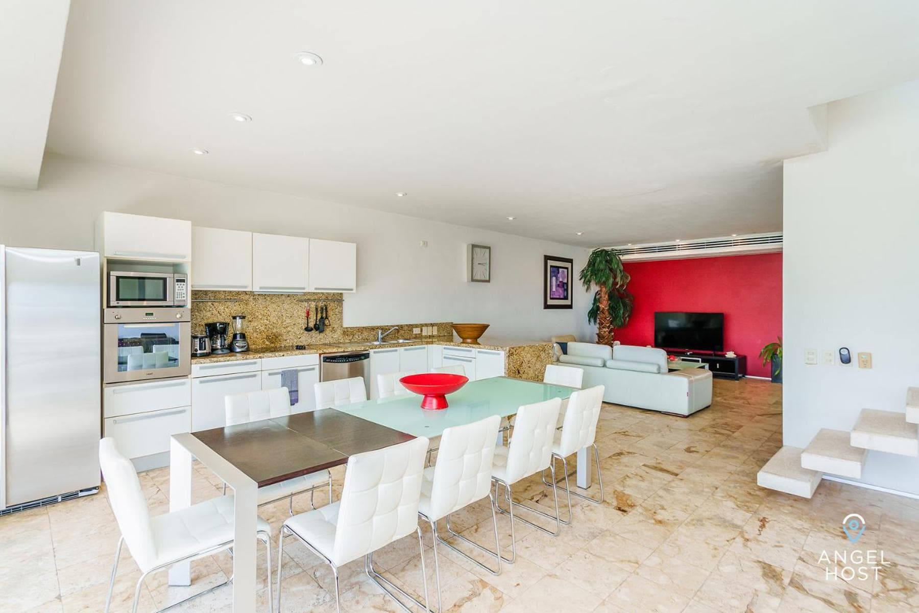 Gorgeous Magia Beachside Condos by Stella Rentals! — 20