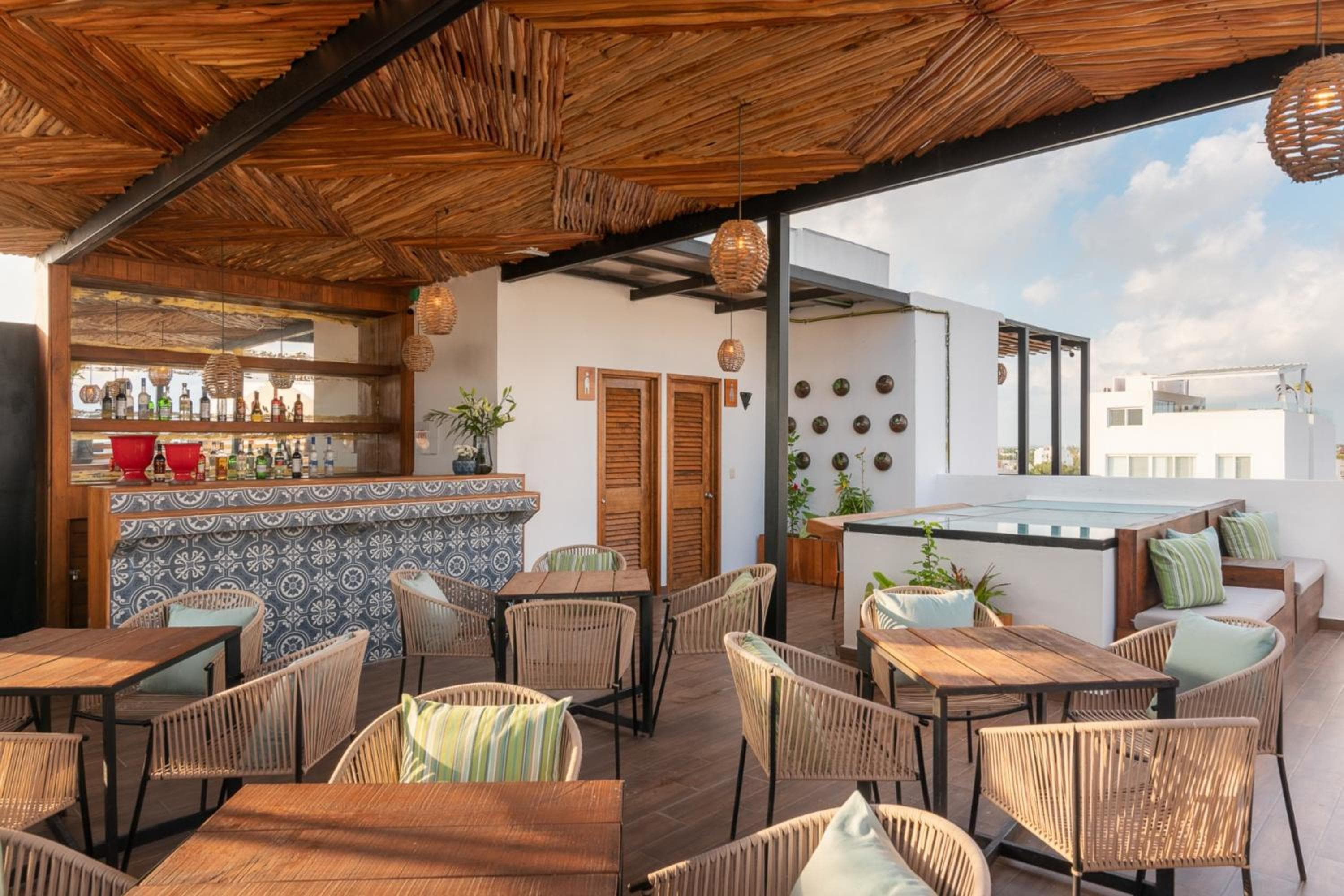 Collection o hotel Marvic — 8