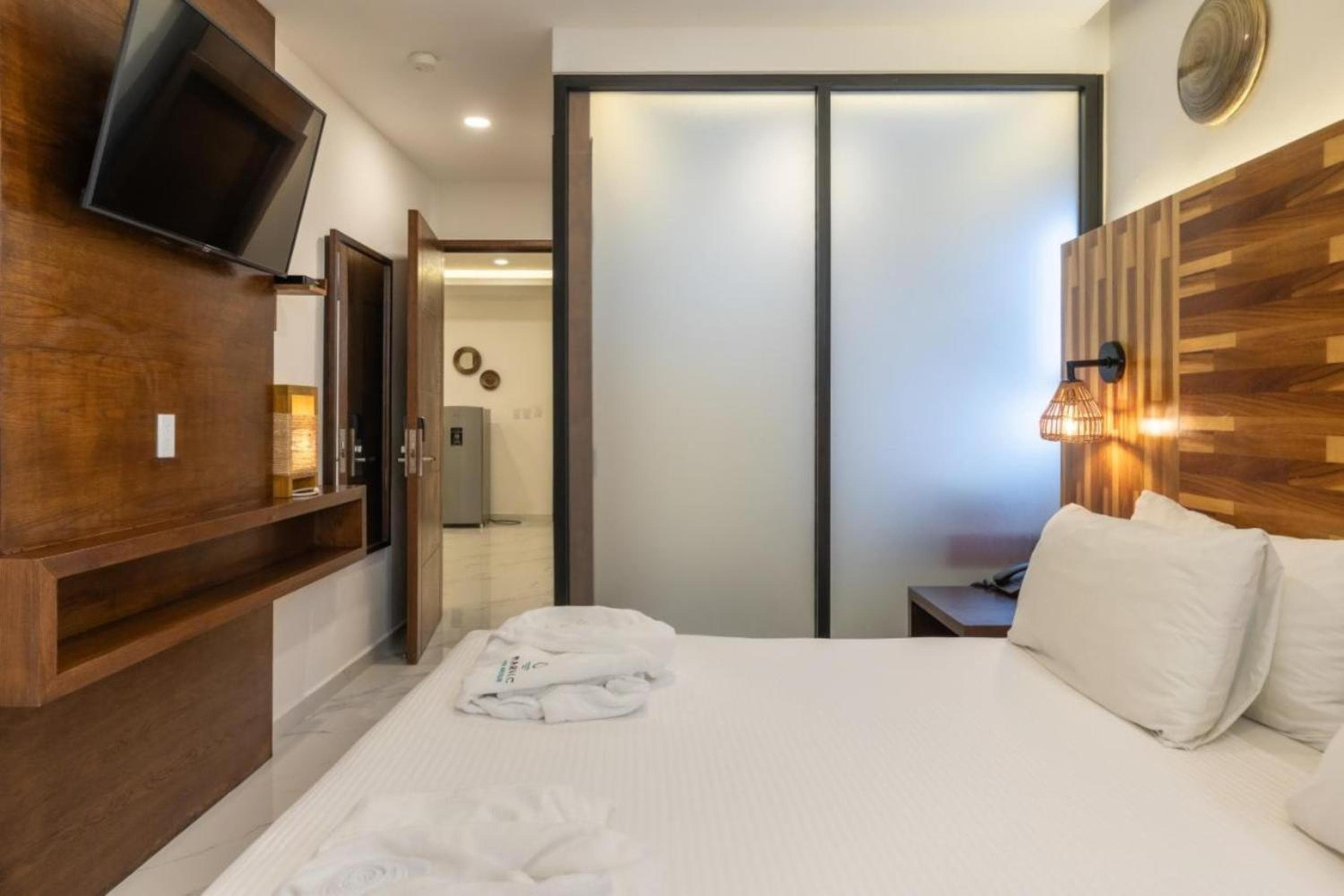 Collection o hotel Marvic — 12