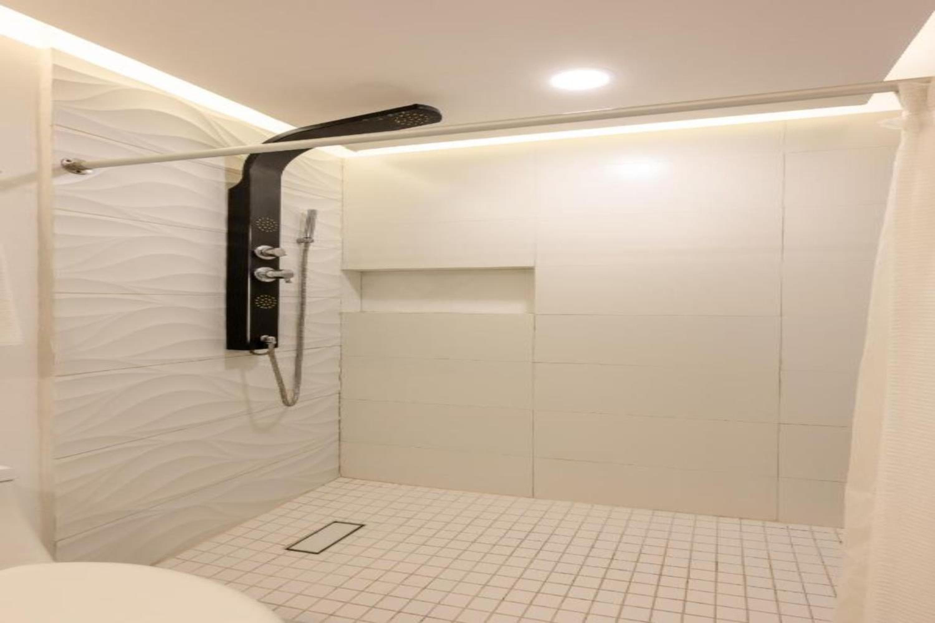 Collection o hotel Marvic — 13
