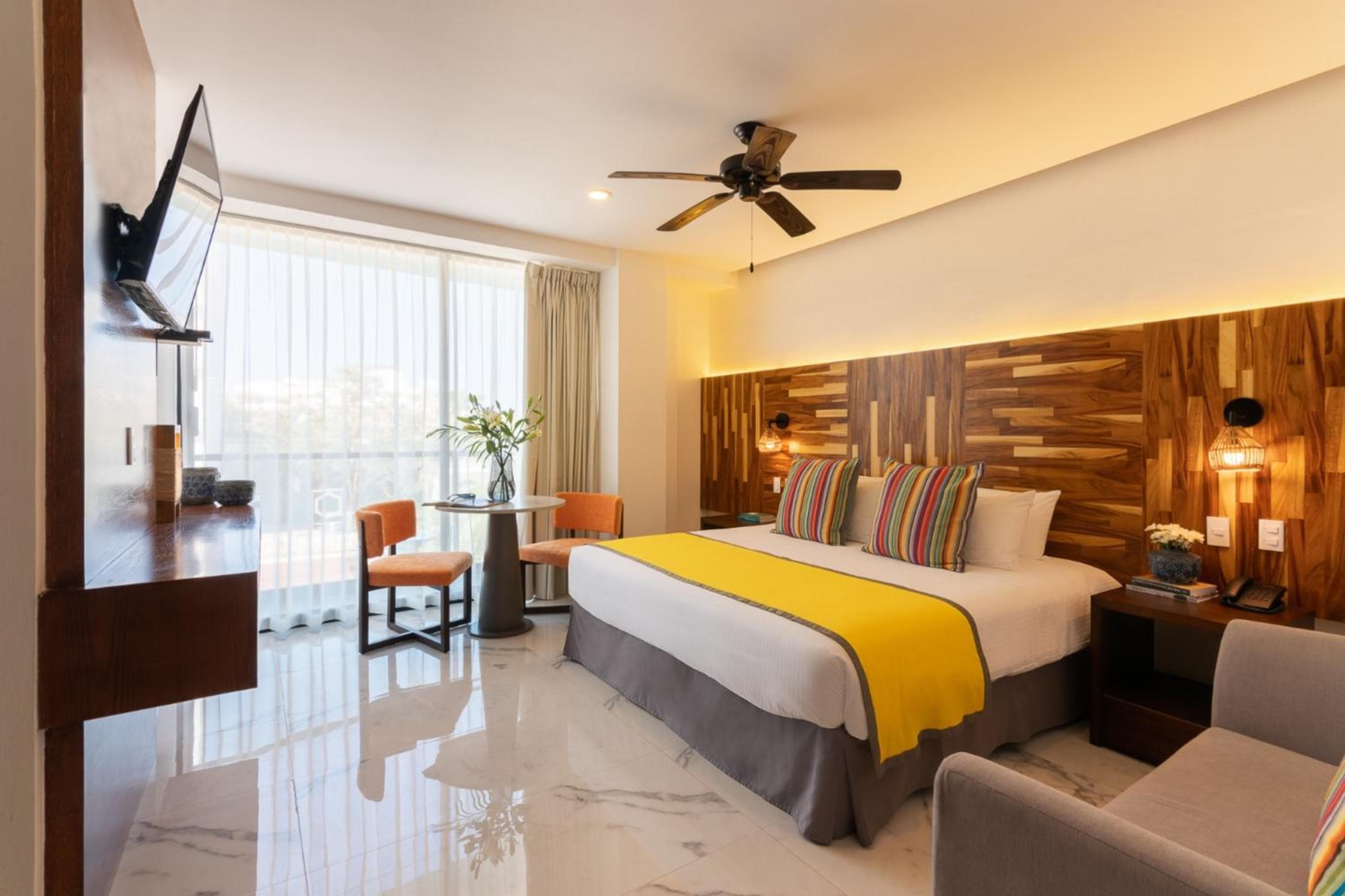Collection o hotel Marvic — 26