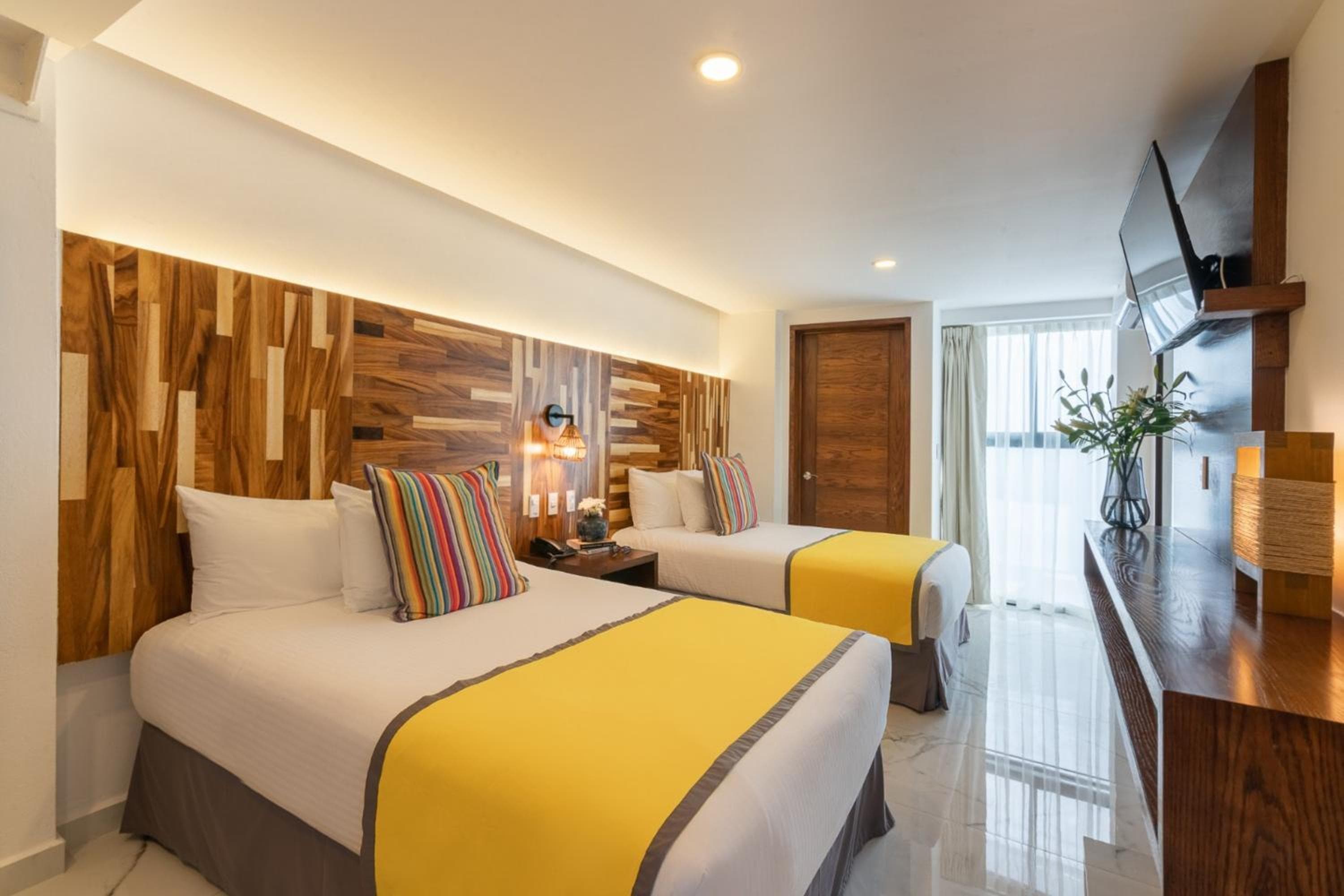 Marvic Hotel Boutique — 2