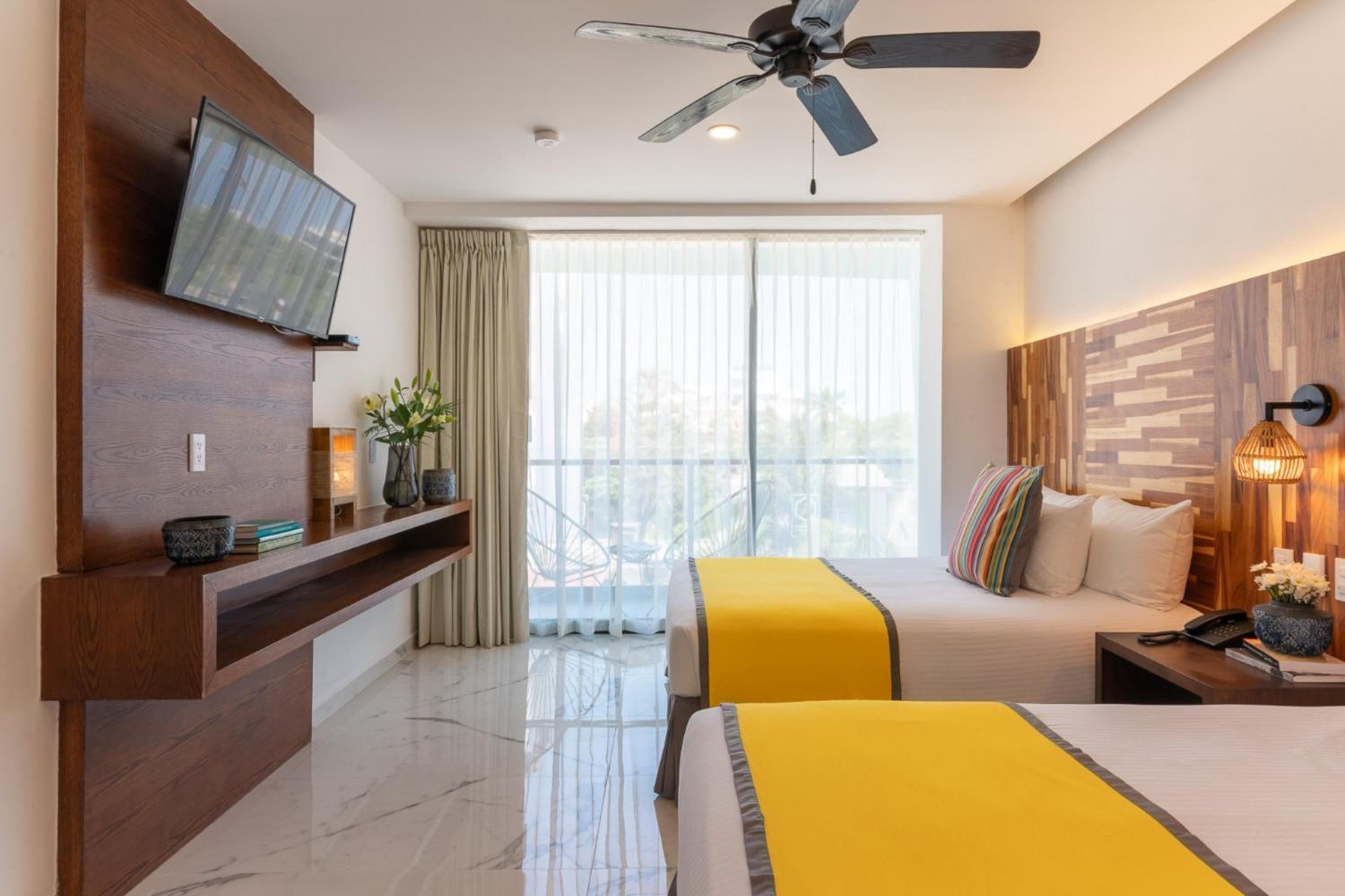 Collection o hotel Marvic — 27