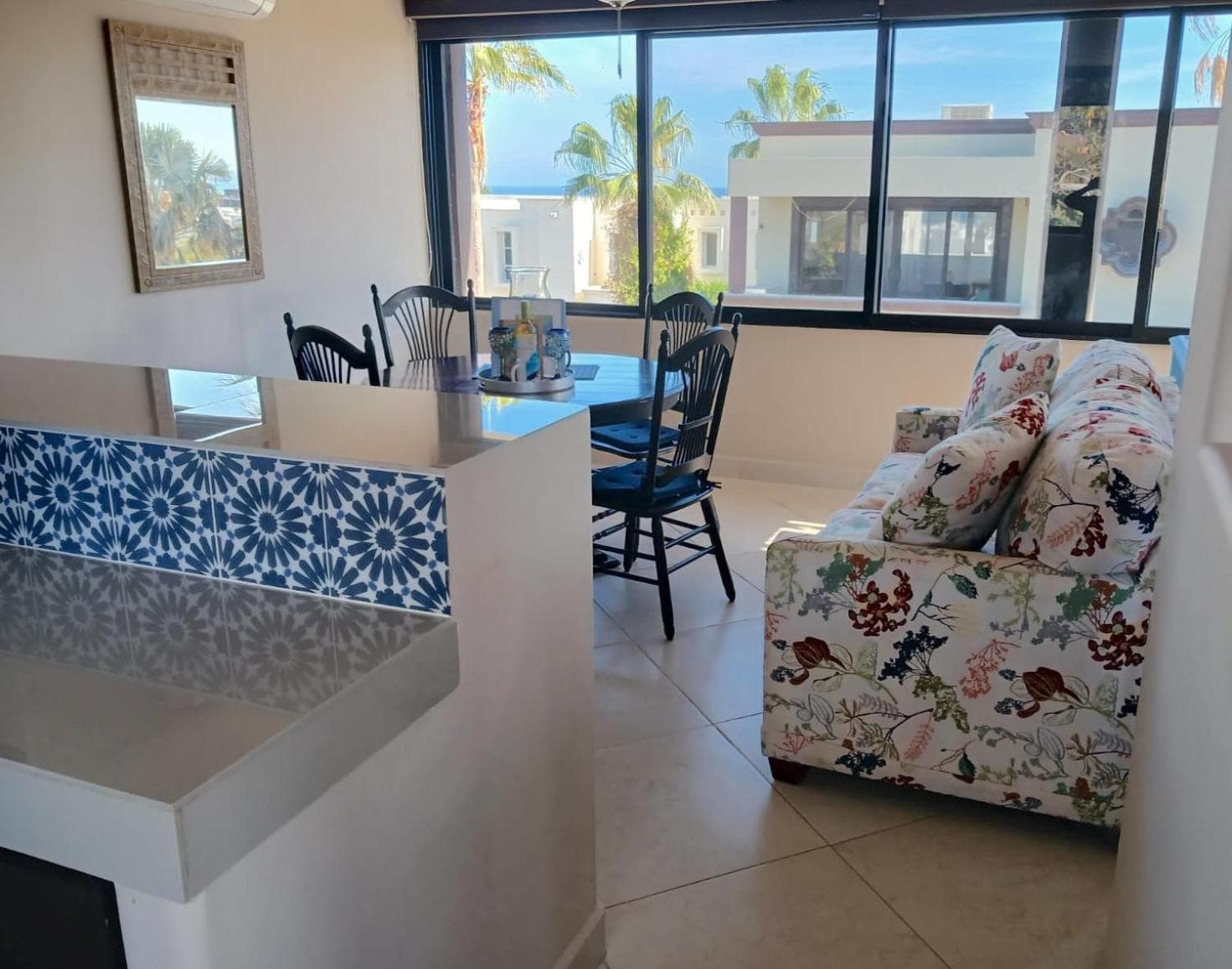 Spettacolare casa per le vacanze con vista sull'oceano a piedi dalla spiaggia — 14