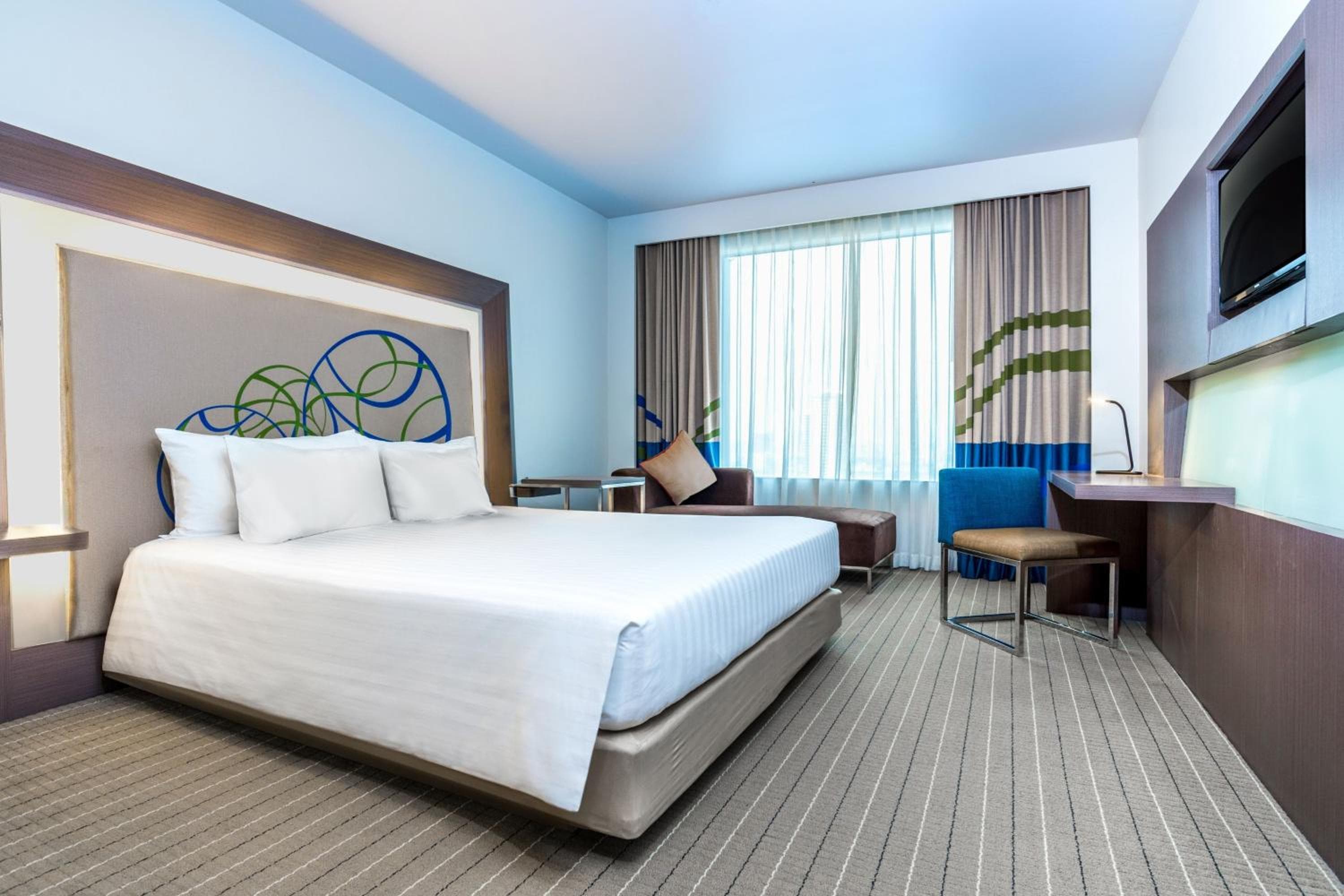 Four Points by Sheraton Bangkok Ploenchit — 16