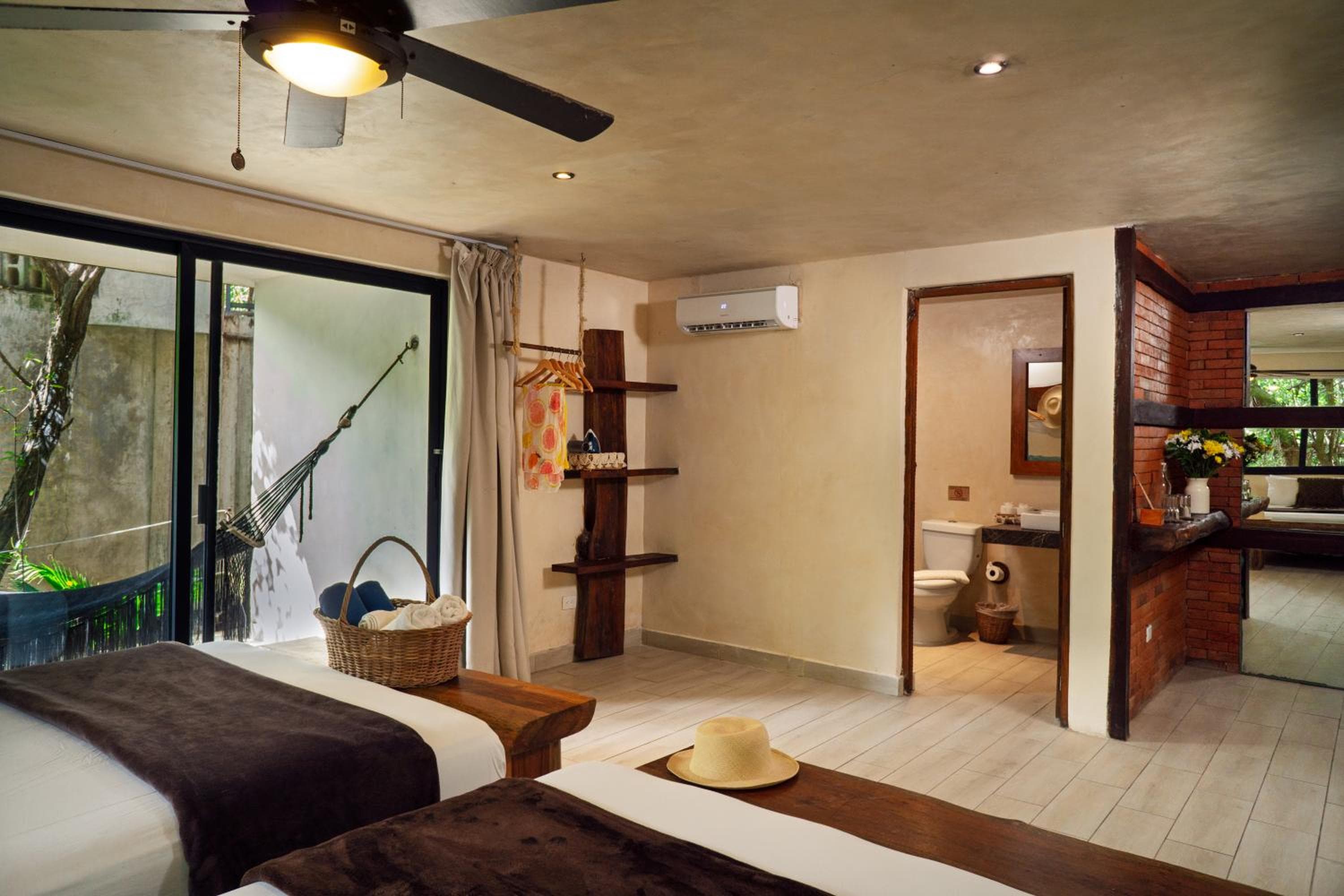 Sunset House — 8