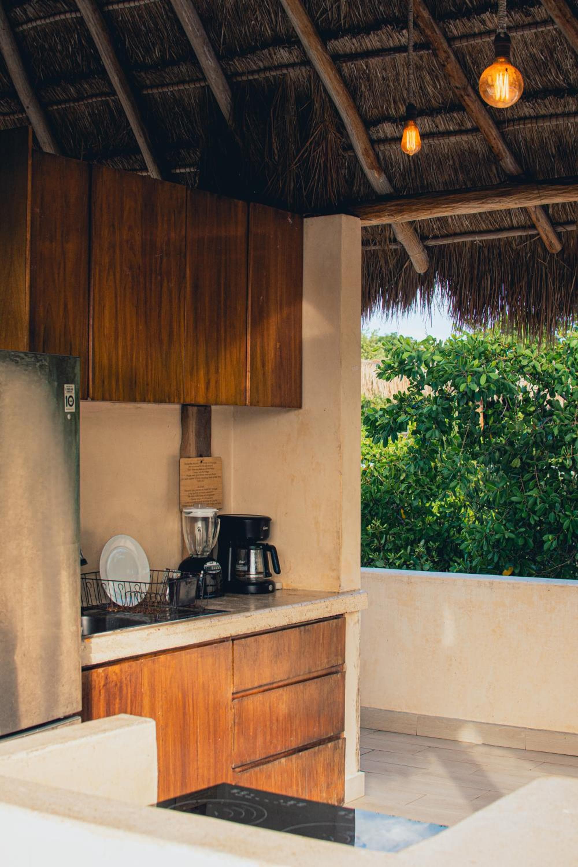 Sunset House — 24